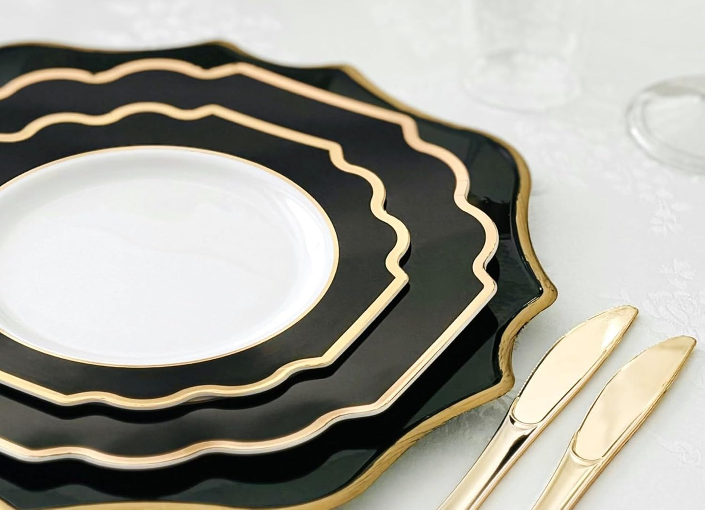 " OCCASIONS " 240 Plates Pack,(120 Guests) Heavyweight Wedding Party Disposable Plastic Plates Set -120 x 10.5'' Dinner + 120 x 8'' Salad / Dessert (Imperial in Black & Gold)