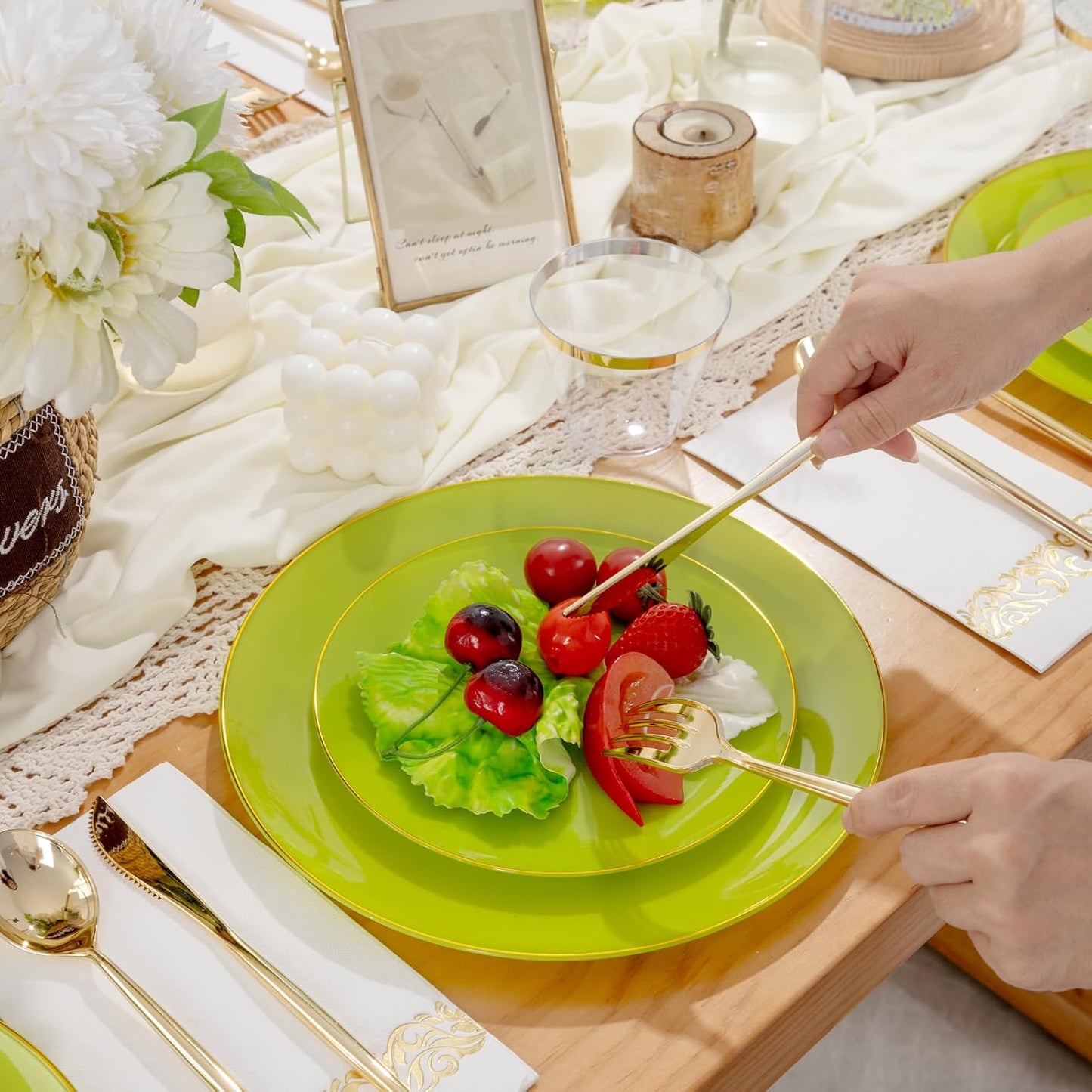MirthMood 210pcs Green Plastic Plates,Disposable Green Gold Party Plates,Include 30 Dinner,Dessert Plate,30 Cup&30 Napkins, 90 Gold Silverware for Wedding & Party & Birthday（grape green）