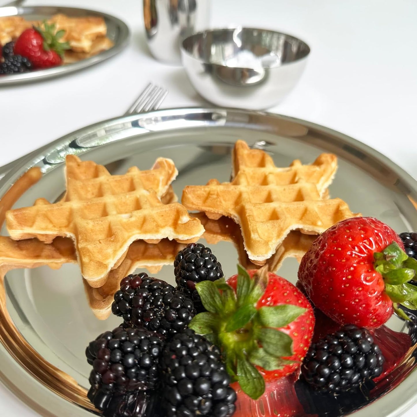 Ahimsa Stainless Steel Plates - 9" Round Classic Stainless Steel Kids Plates, Non Toxic Plate, Camping Plate, BPA Free & Dishwasher Safe (Set of 4)