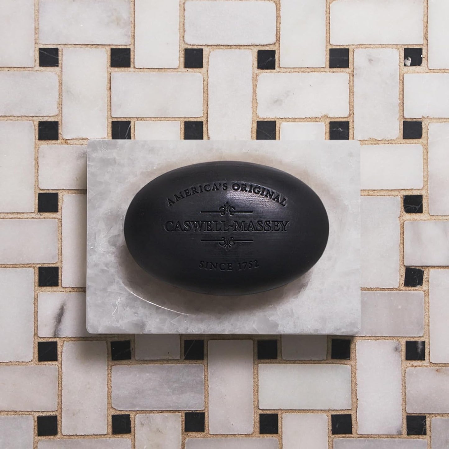 Caswell-Massey OAIRE Castile Bar Soap, Black Clay Men’s Body Wash, Moisturizing Natural Soap for Face, Hands & Bath, Triple-Milled with Essential Oils, Plant-Based & Cruelty-Free, Made in USA, 5.8 oz