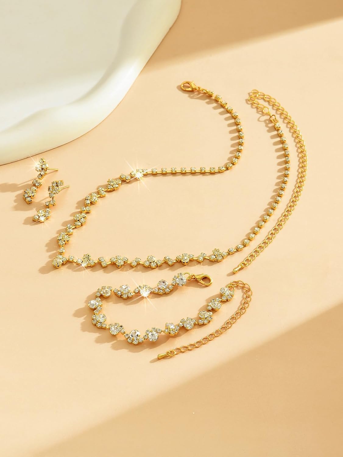 Wedding Jewelry Sets for Brides Rhinestone Necklace and Earring Set Bracelet Ring Gold Silver Prom Jewelry Sets Diamond Flower Teardrop Necklace for Women