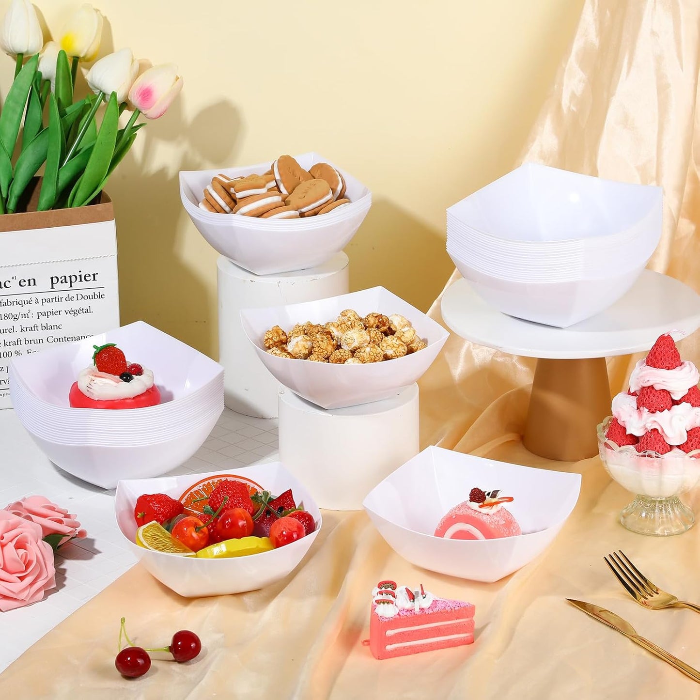 Tanlade 50 Pcs Square Plastic Serving Bowls Disposable Snack Salad Bowl Small Party Candy Bar Containers Taco Bar Serving Dishes for Buffet Chips Fruit(White,16 oz)