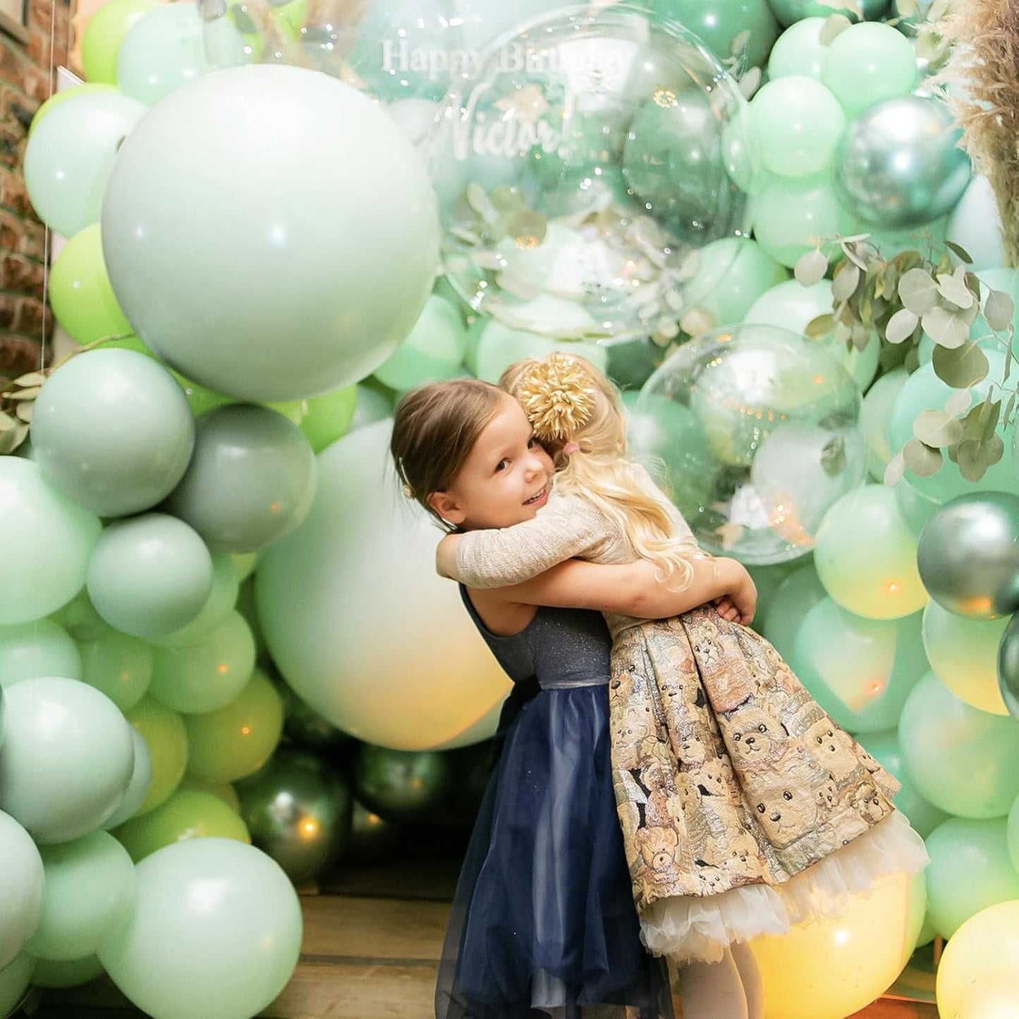 PartyWoo Mint Green Balloons 50pcs 12 Inch Pastel Light Green Balloons for Birthday Baby Shower Wedding Anniversary Summer Graduation Party Decorations Green-Q16