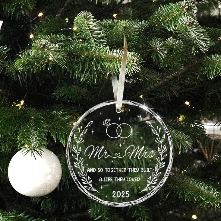 First Christmas Married Ornament 2025 - Mr and Mrs Sign Wedding Gifts for Couples, Newlyweds - Bridal Shower Present, Bride to Be Just Married Decoration