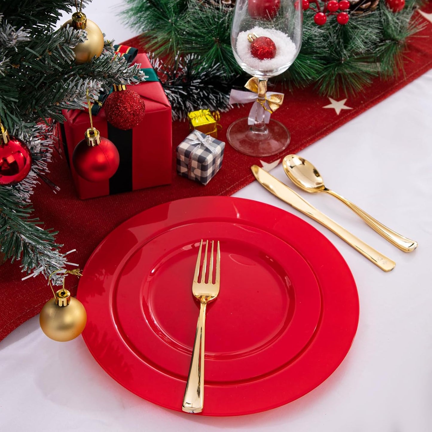 FLOWERCAT 60PCS Red Plastic Plates - Heavy Duty Red Plates Disposable for Party - Include 30PCS 10.25inch and 30PCS 7.5inch for 30 guests Party & Christmas & New Year