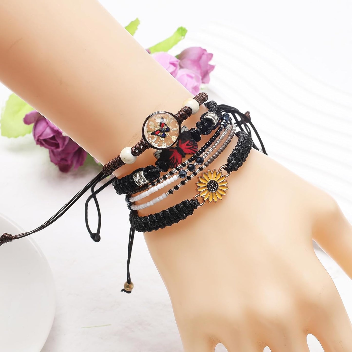 DS 4PCS String beads Charm Bracelets for Teen Girls Dainty cute cartoon Butterfly Daisy Eternal flower Beads Bracelets set for woman and girls Adjustable Stretch bracelet birthday Gift For Friends