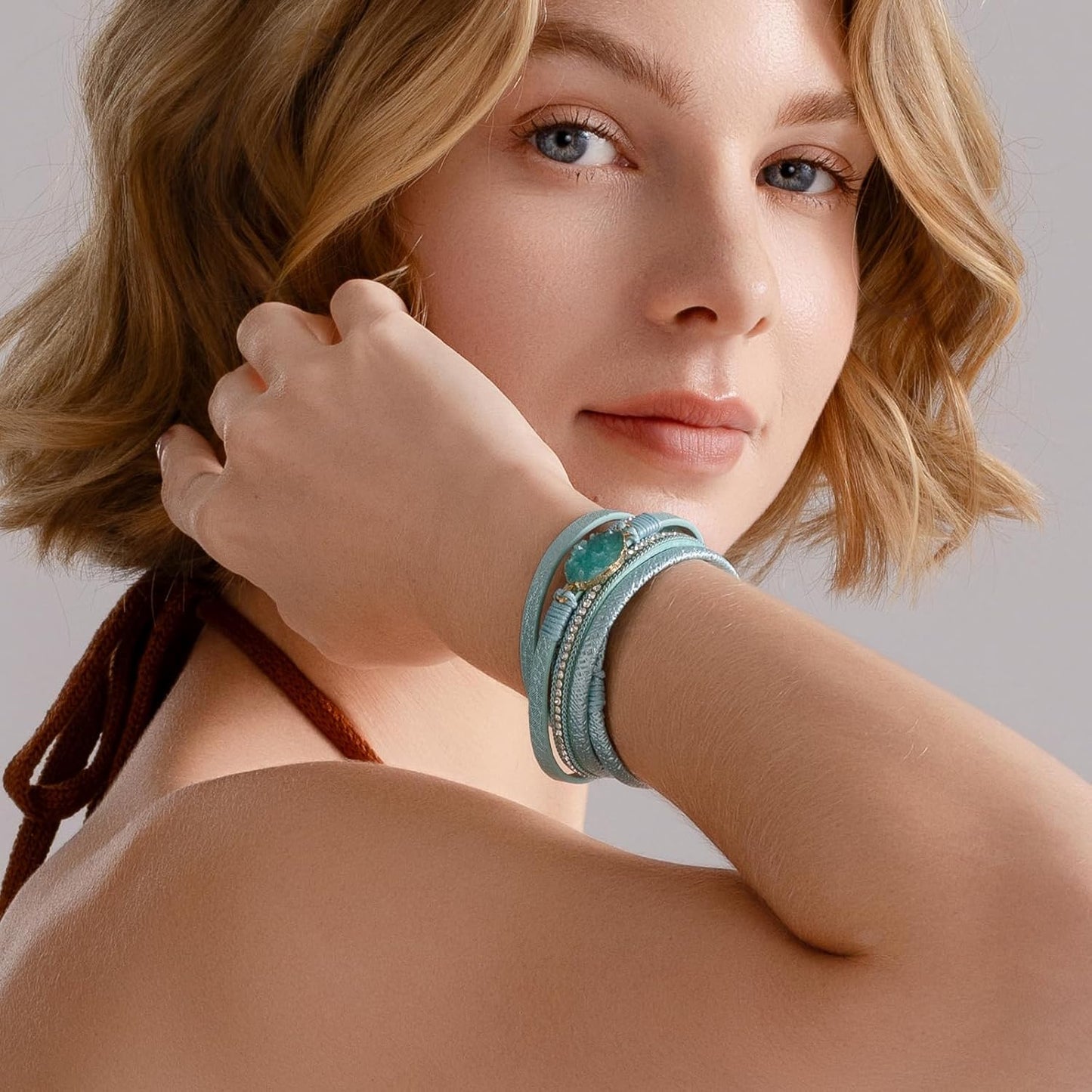 FANCY SHINY Leather Wrap Bracelet Boho Cuff Bangle Bracelets Crystal Bead Bracelet with Magnetic Clasp Jewelry Gifts for Women