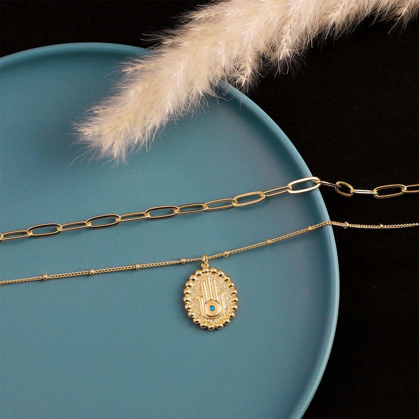 MEVECCO Layered Heart Necklace Pendant Handmade 18k Gold Plated Dainty Gold Choker Arrow Bar Layering Long Necklace for Women