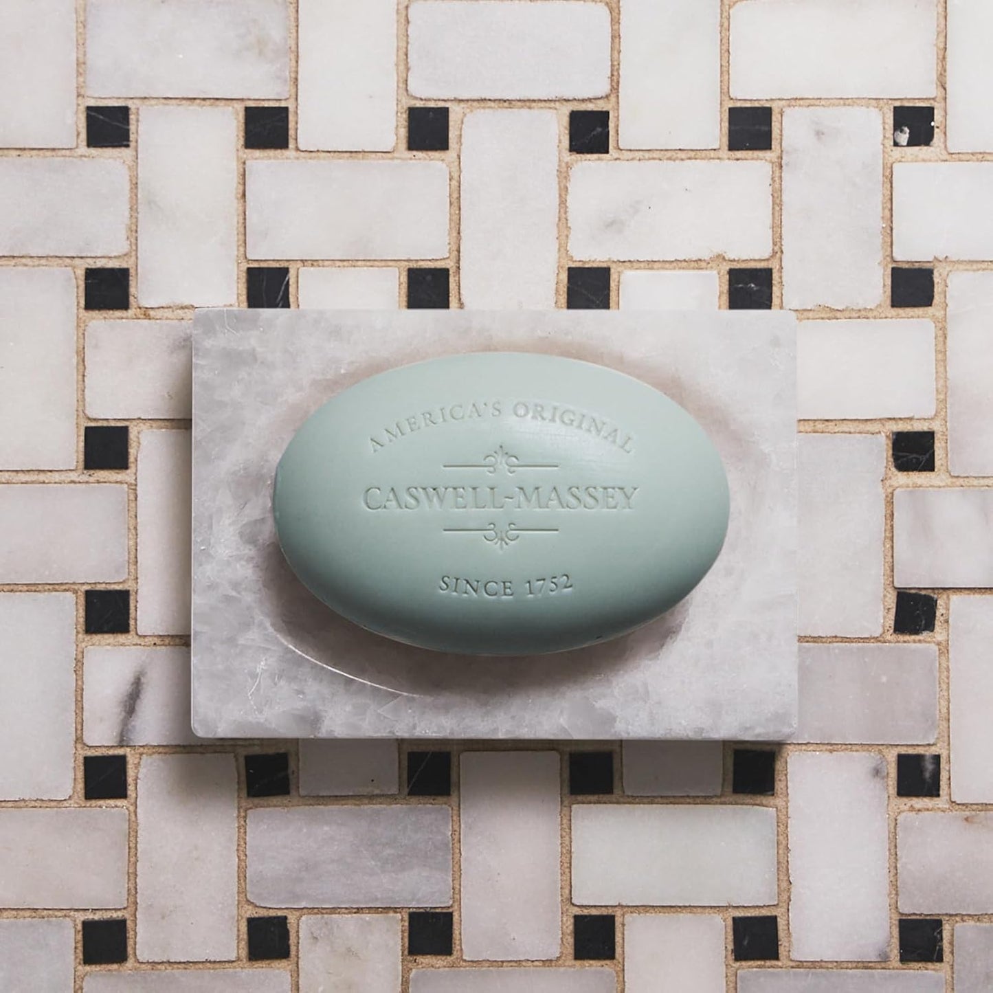 Caswell-Massey Men’s Bar Soap Gift Set – Jockey Club Scent – Triple-Milled Moisturizing Body Soap Bars for All Skin Types, Plant-Based Formula with Essential Oils, Made in USA, 3 x 5.8 oz