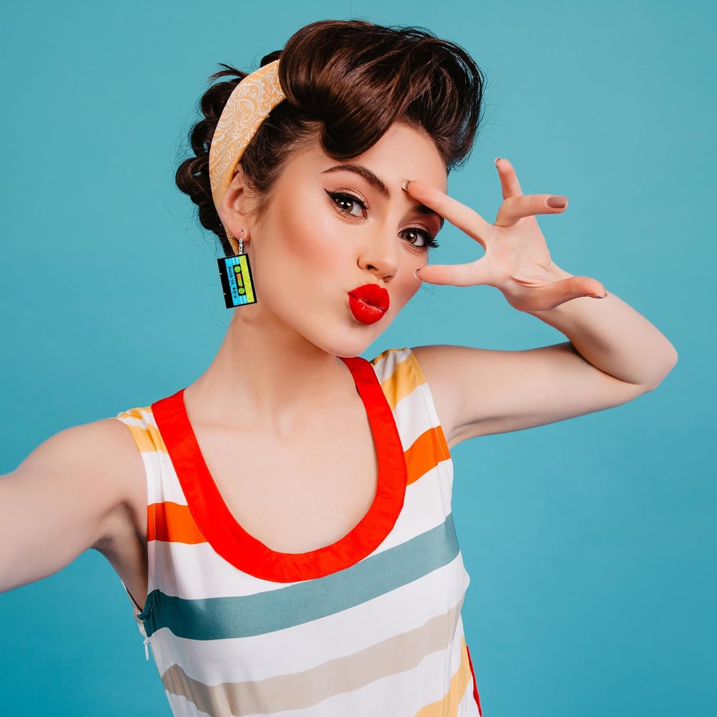 90s 80s Earrings for Women Retro Cassette Tape Earrings Acrylic Radio Tape Drop Dangle Earring for Halloween Cosplay Glow Party Music Festival Costume Accessories