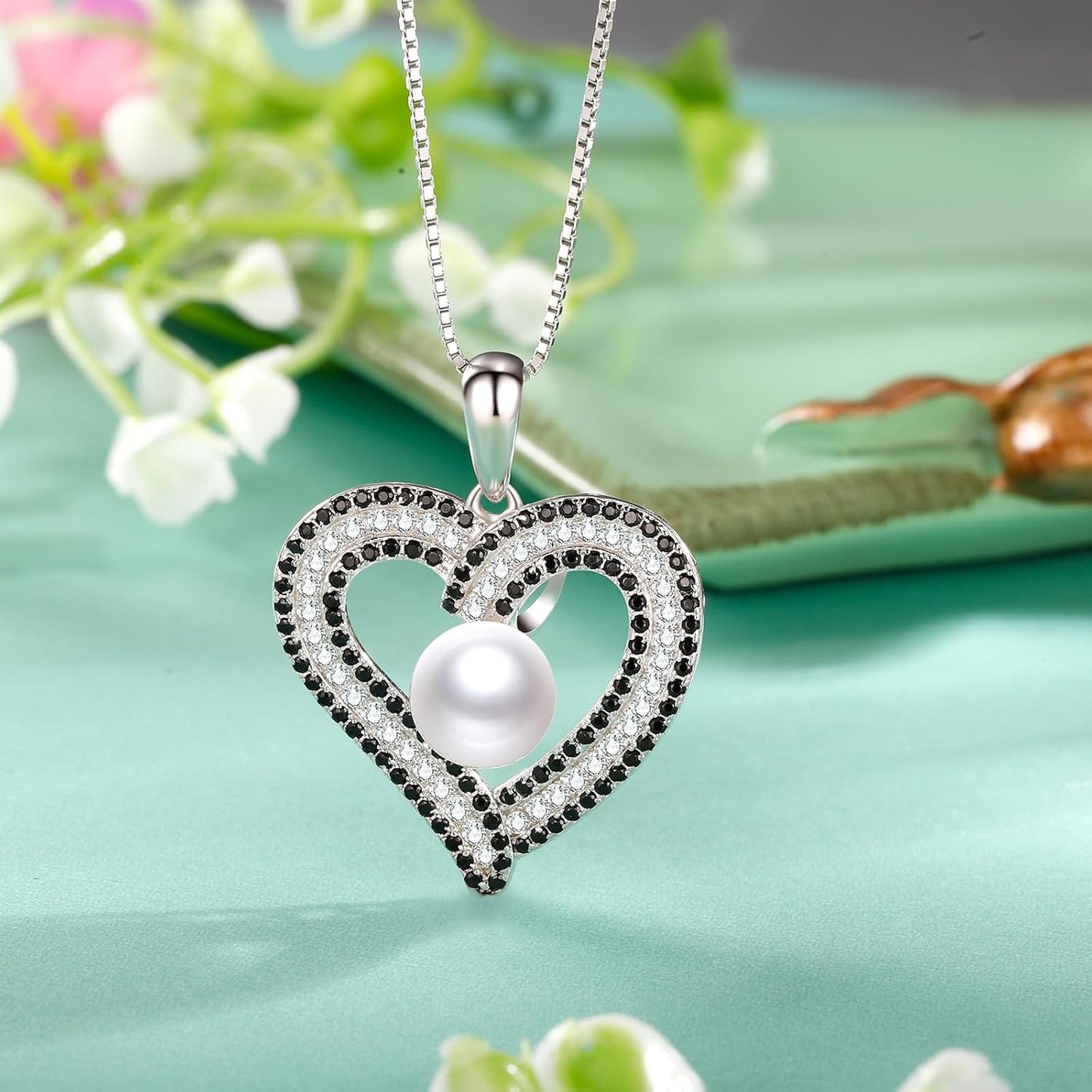 Gifts for Women Wife-Pearl Heart Pendant Necklace- Birthday for Girlfriend, Valentine's Day for Wives, Mother's Day for Mom Grandma, Gifts for Her on Wedding Anniversary Christmas Fine Jewelry