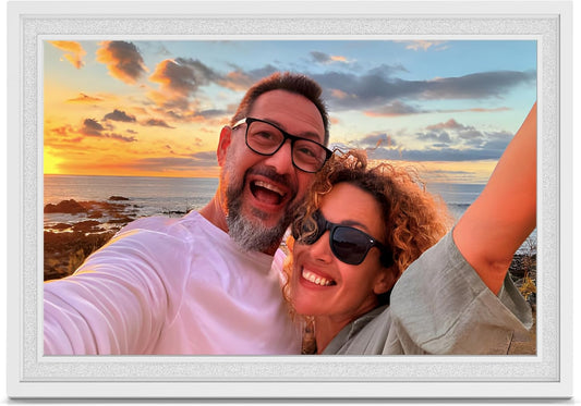 Digital Picture Frame WiFi, 10.1 Inch Frameo Digital Photo Frame, 32GB Memory, 1280*800 HD Touch Screen, Auto-Rotate, Share Pictures Videos Instantly, Wedding, Birthday Gifts for Women, Mom, Dad Gifts