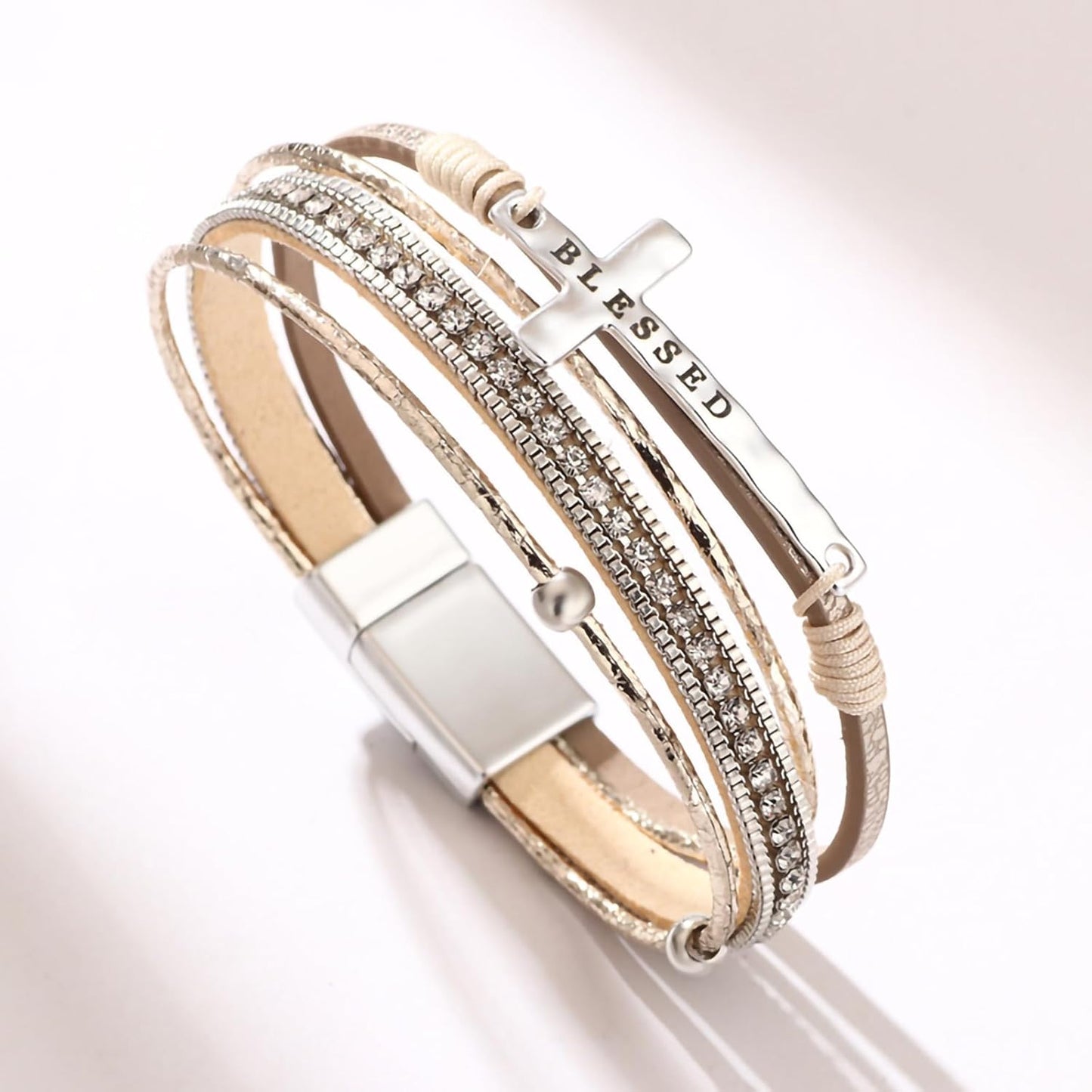 Fesciory Leopard Bracelet for Women, Boho Leather Wrap Multi-Layer Pearl Crystal Bracelet Bangle Jewelry