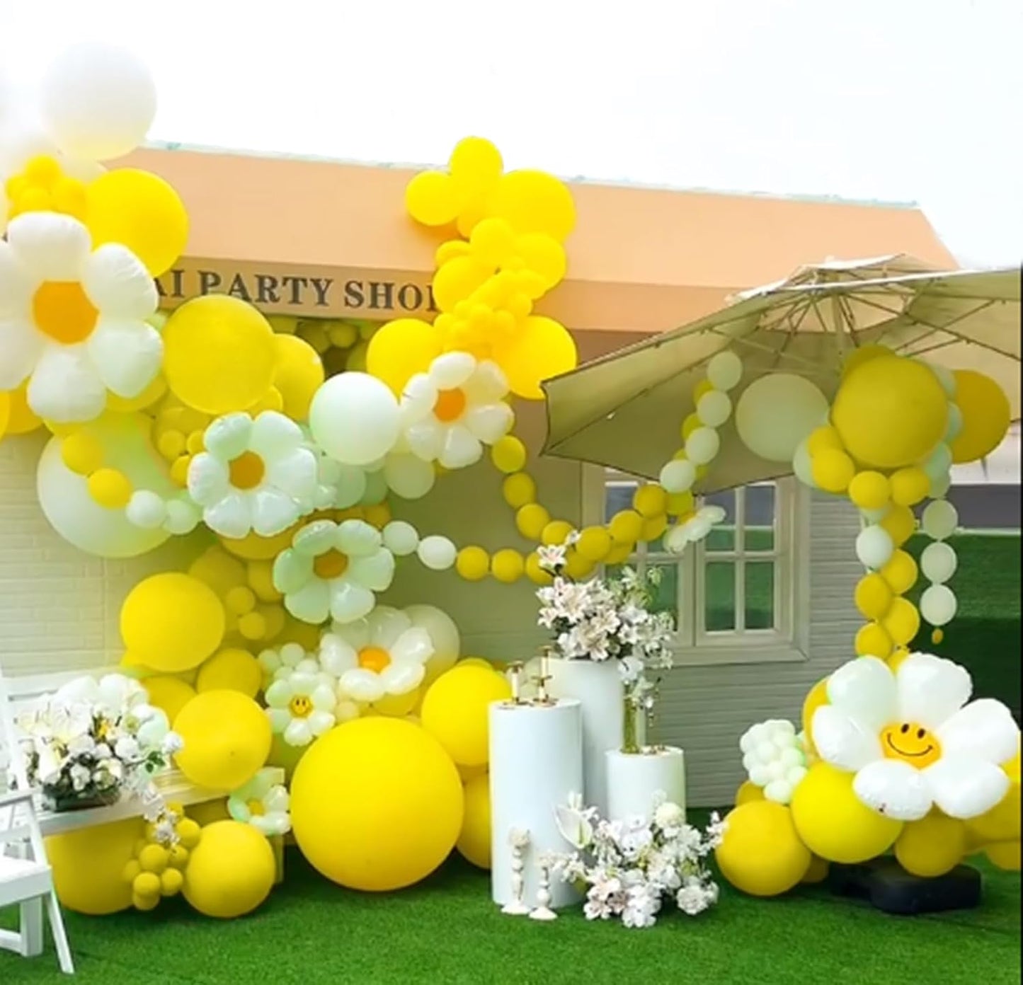 134Pcs Yellow Balloons Different Sizes 5 10 12 18 Inch Yellow Balloon Garland Arch Kit, Latex Balloons for Birthday Wedding Baby Shower Party Decorations.