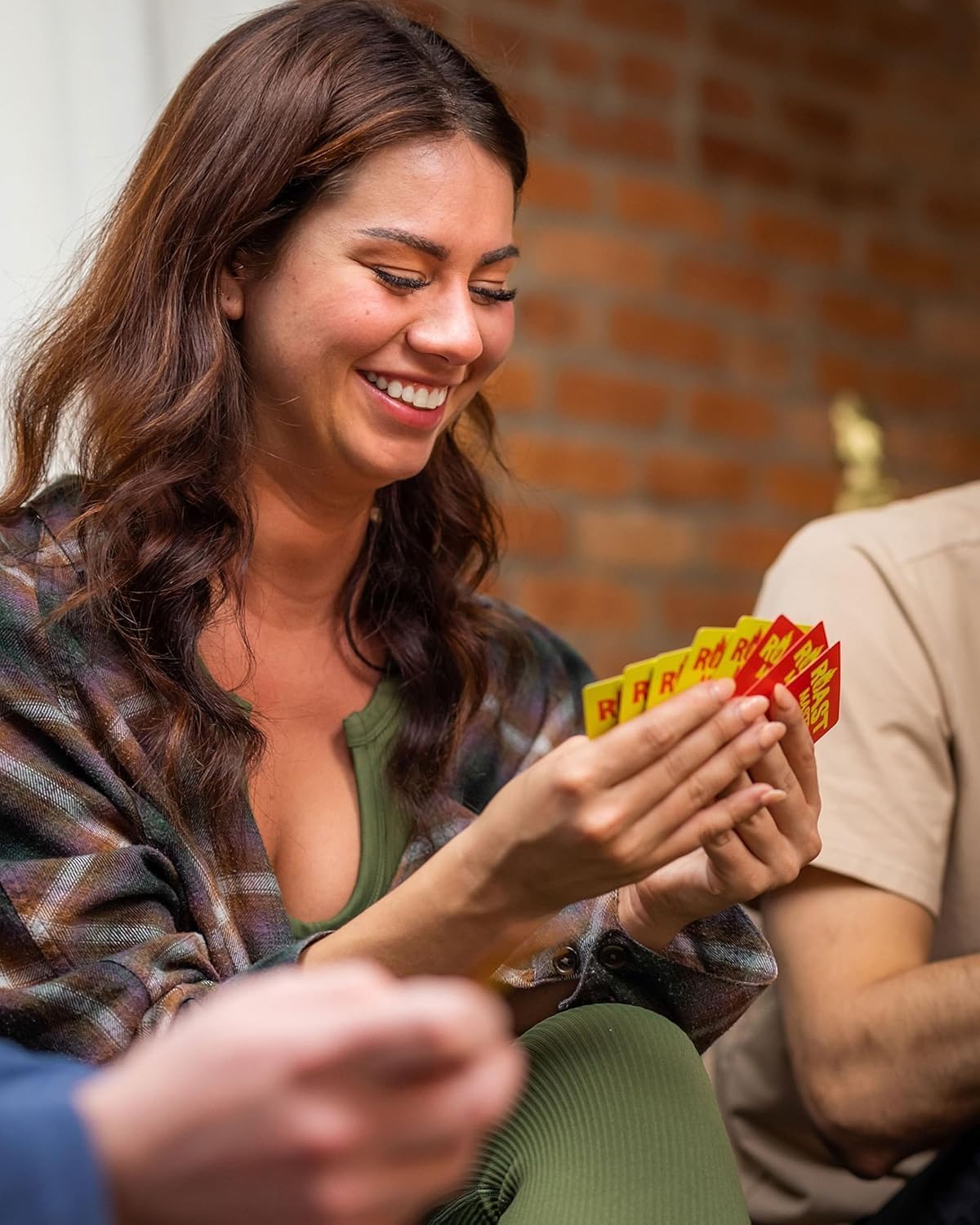 Kids Against Maturity Card Game (Roast Edition (+17))