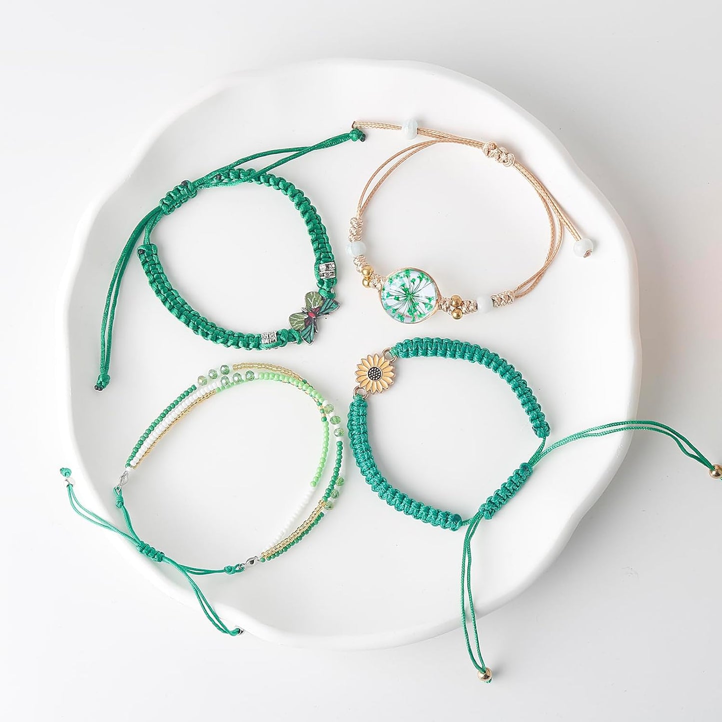 DS 4PCS String beads Charm Bracelets for Teen Girls Dainty cute cartoon Butterfly Daisy Eternal flower Beads Bracelets set for woman and girls Adjustable Stretch bracelet birthday Gift For Friends