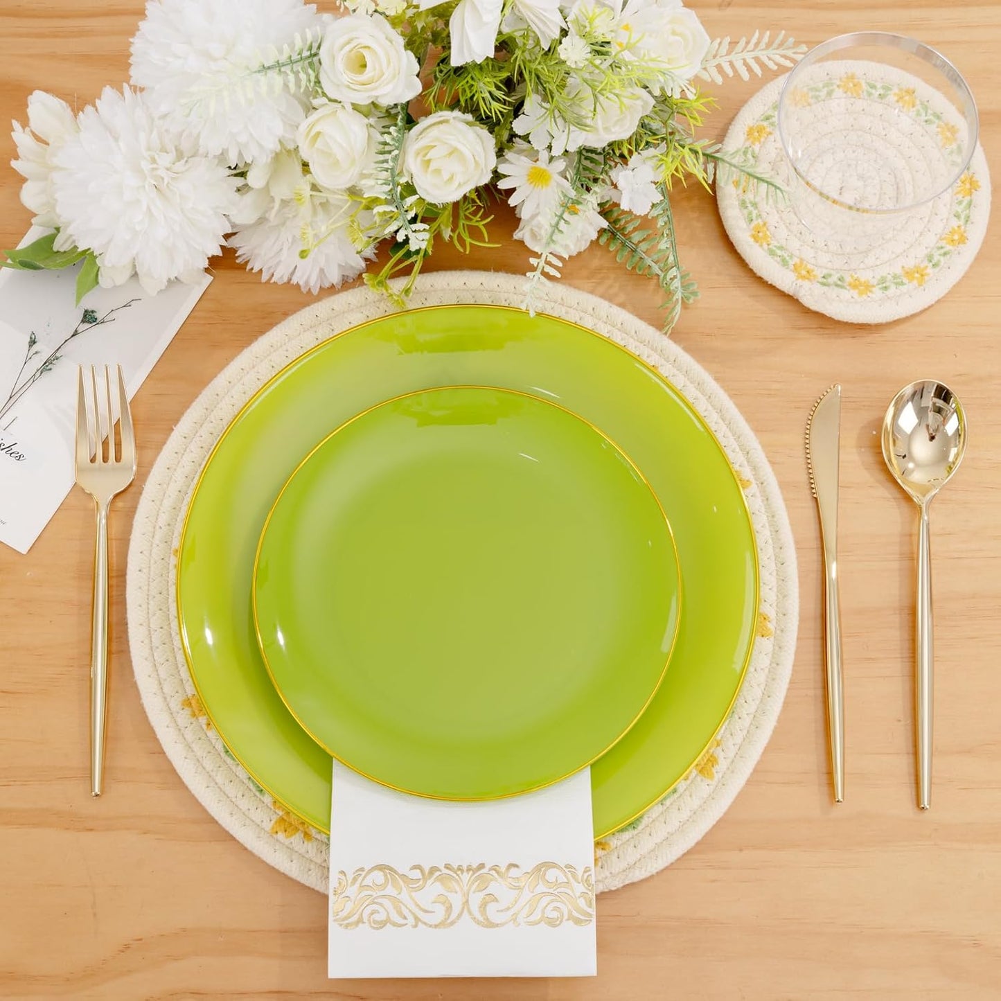 MirthMood 210pcs Green Plastic Plates,Disposable Green Gold Party Plates,Include 30 Dinner,Dessert Plate,30 Cup&30 Napkins, 90 Gold Silverware for Wedding & Party & Birthday（grape green）