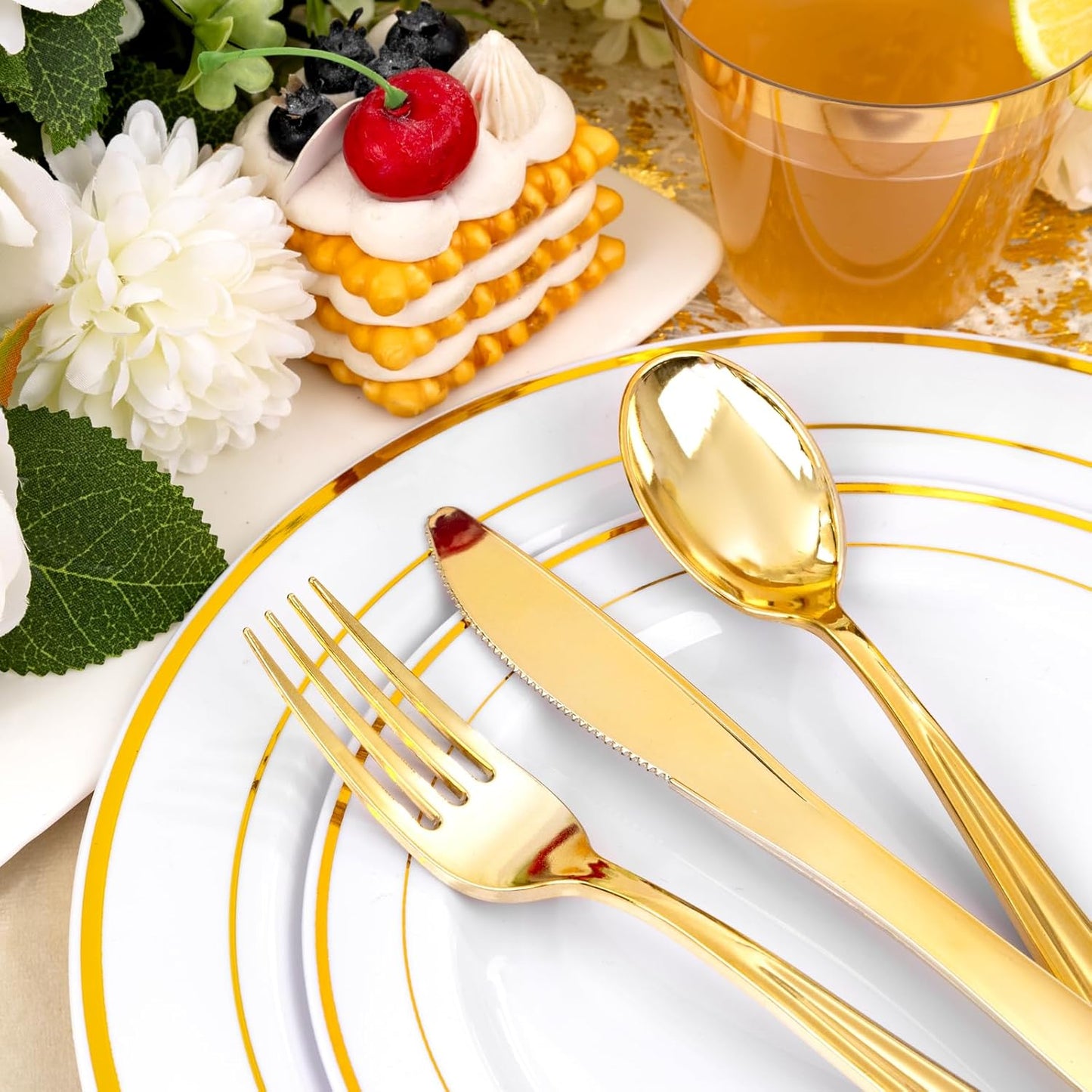 bUCLA 350PCS White and Gold Plastic Plates - Gold Disposable Dinnerware for Include 50 Dinner/Dessert Plates, 50 Forks, 50 Knives, 50 Spoons, 50 Cups & 50 Napkins for Party & Thanksgiving