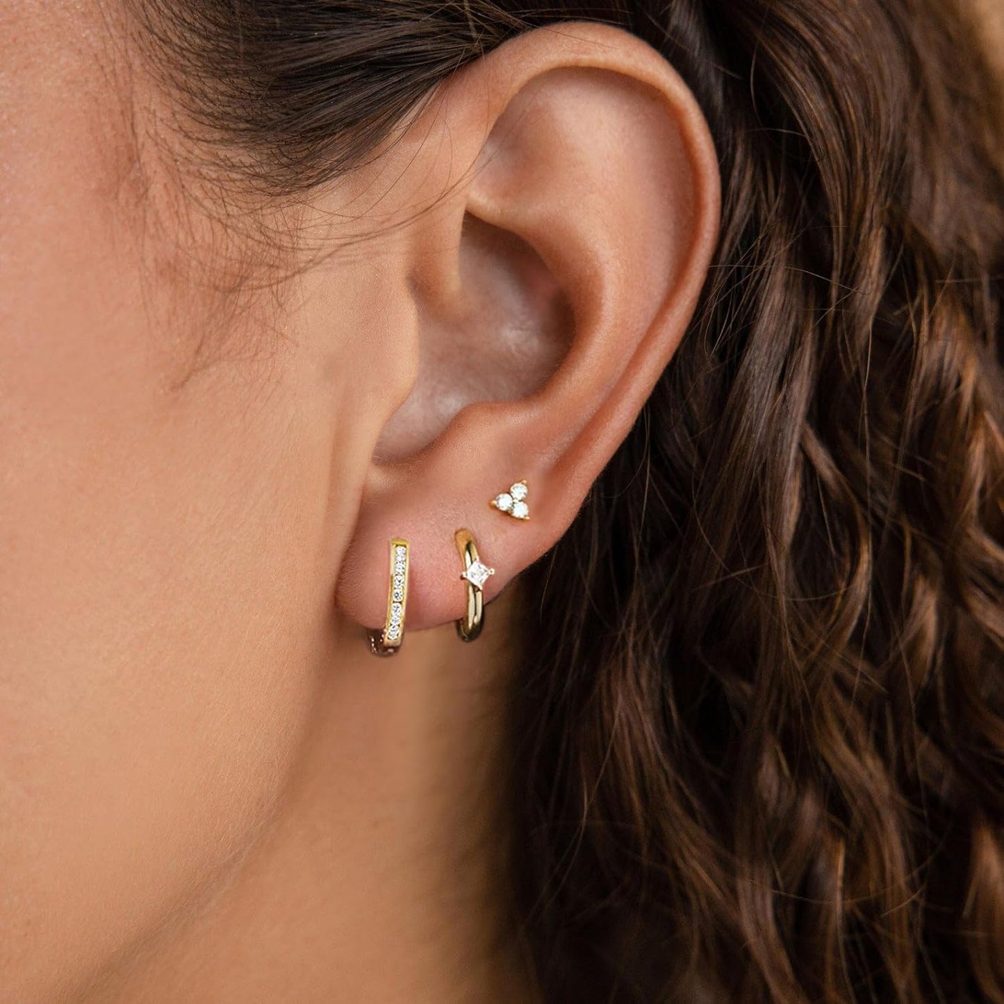 Gold Earrings for Women, 14k Gold Plated Dangle Huggie Earrings for Women Trendy Dainty Gold Hoop Earring Stacks Hypoallergenic Pearl Chain Drop Cartilage Earring Fashion Womens Jewelry