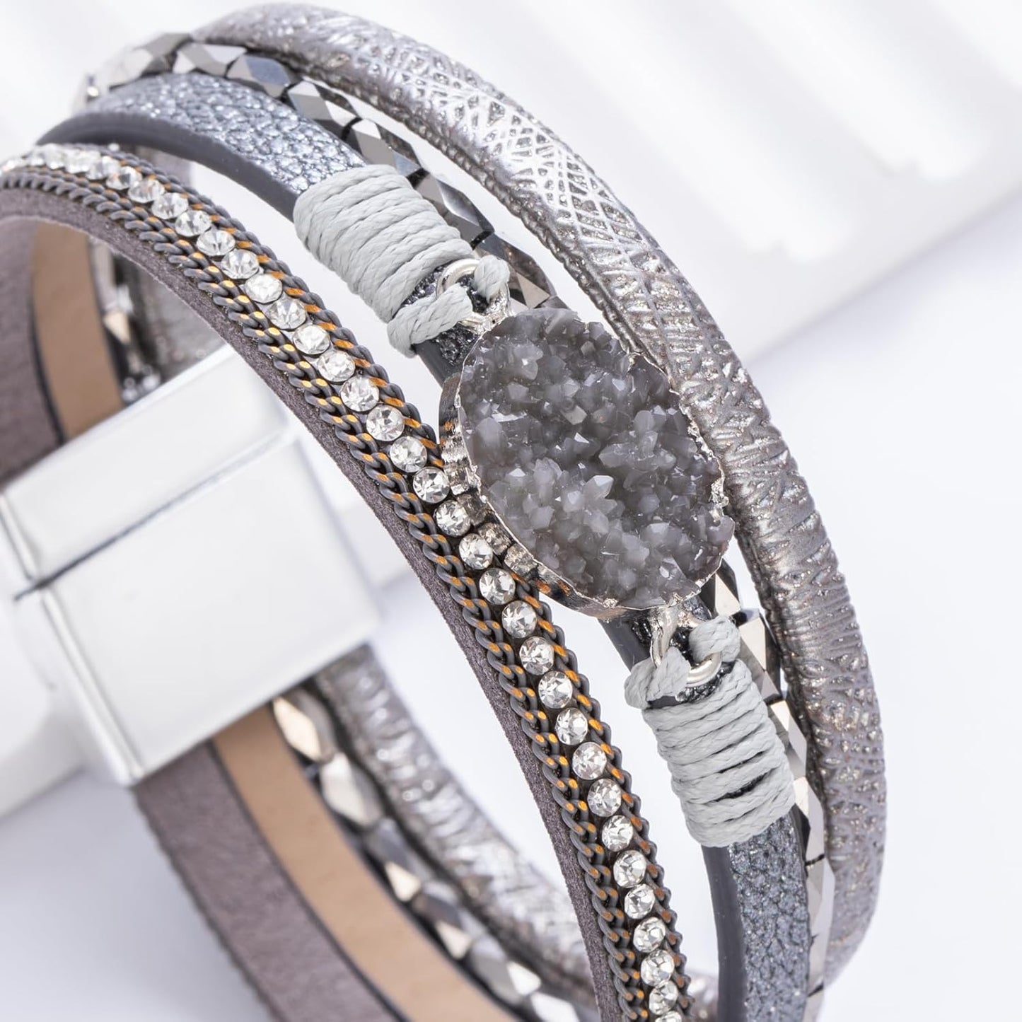 FANCY SHINY Leather Wrap Bracelet Boho Cuff Bangle Bracelets Crystal Bead Bracelet with Magnetic Clasp Jewelry Gifts for Women