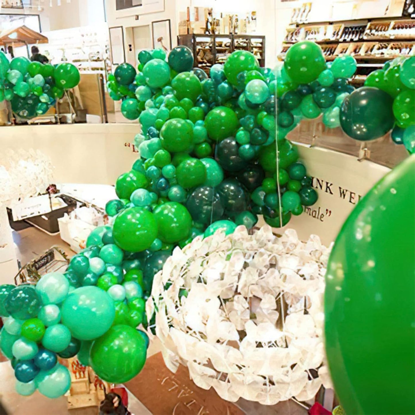 PartyWoo Dark Green Balloons 50 pcs 12 Inch Pearl Hunter Emerald Forest Green Latex Helium Balloons for Graduation Christmas Jungle Safari Baby Shower Birthday Party Decorations Green-Z26