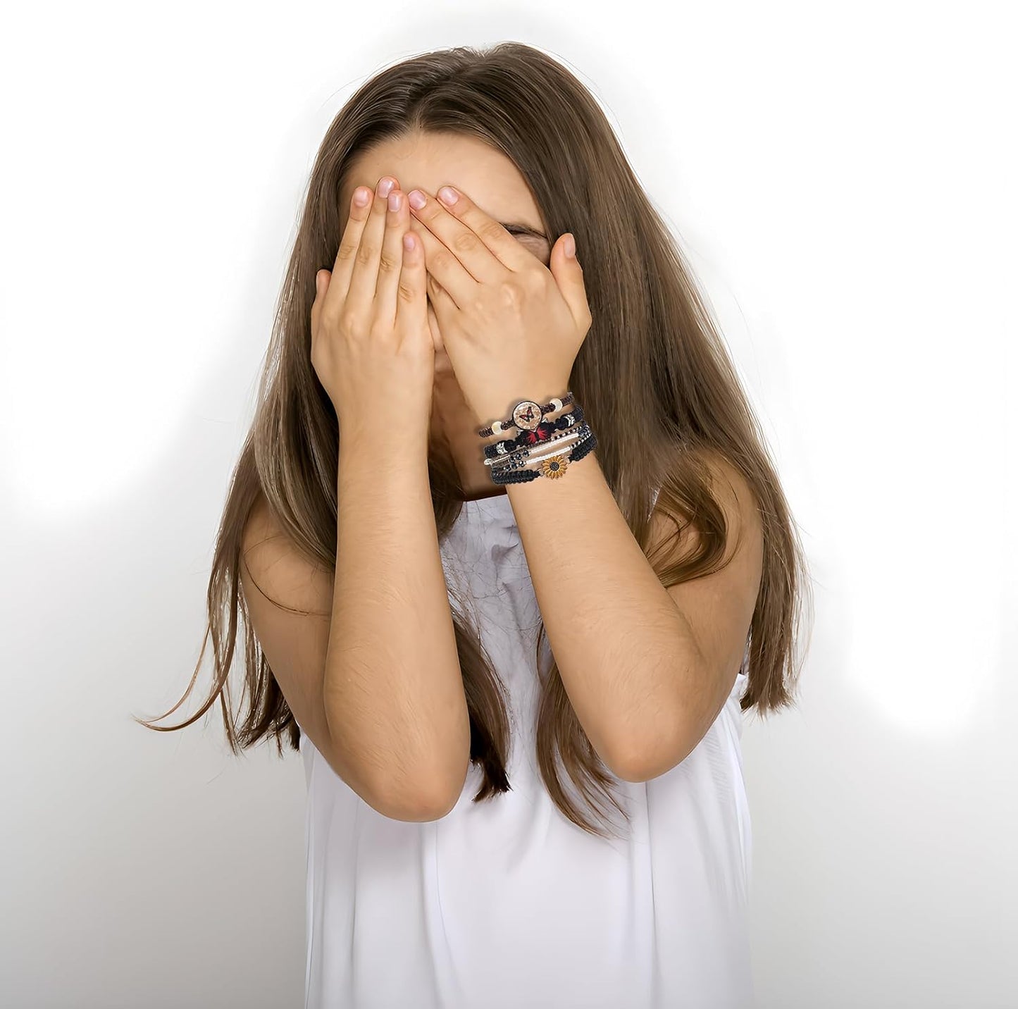 DS 4PCS String beads Charm Bracelets for Teen Girls Dainty cute cartoon Butterfly Daisy Eternal flower Beads Bracelets set for woman and girls Adjustable Stretch bracelet birthday Gift For Friends