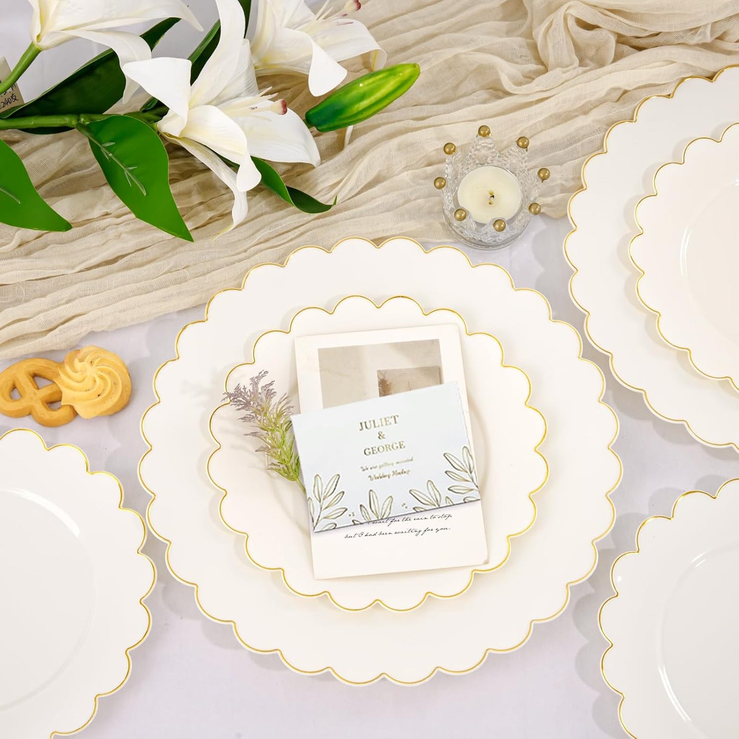 LIYH 120 Pcs Ivory Plastic Plates Disposable Heavy Duty Thanksgiving Plates - Gold Rim Fancy Scalloped Plastic Party Plate Wedding Plate for Birthday Party Thanksgiving Day