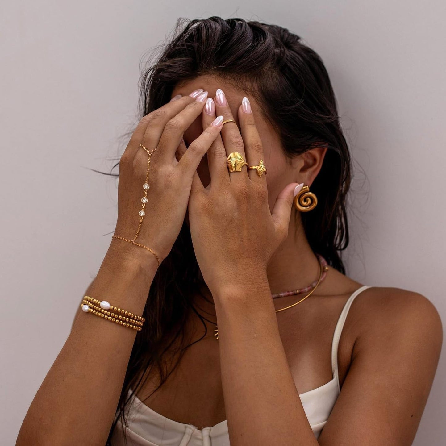 Listine Hand Chain Bracelet 14K Gold Plated Ring Bracelet Hand Chain Trendy Stuff for Women Dainty Hand Bracelets with Finger Ring Hand Jewelry for Women