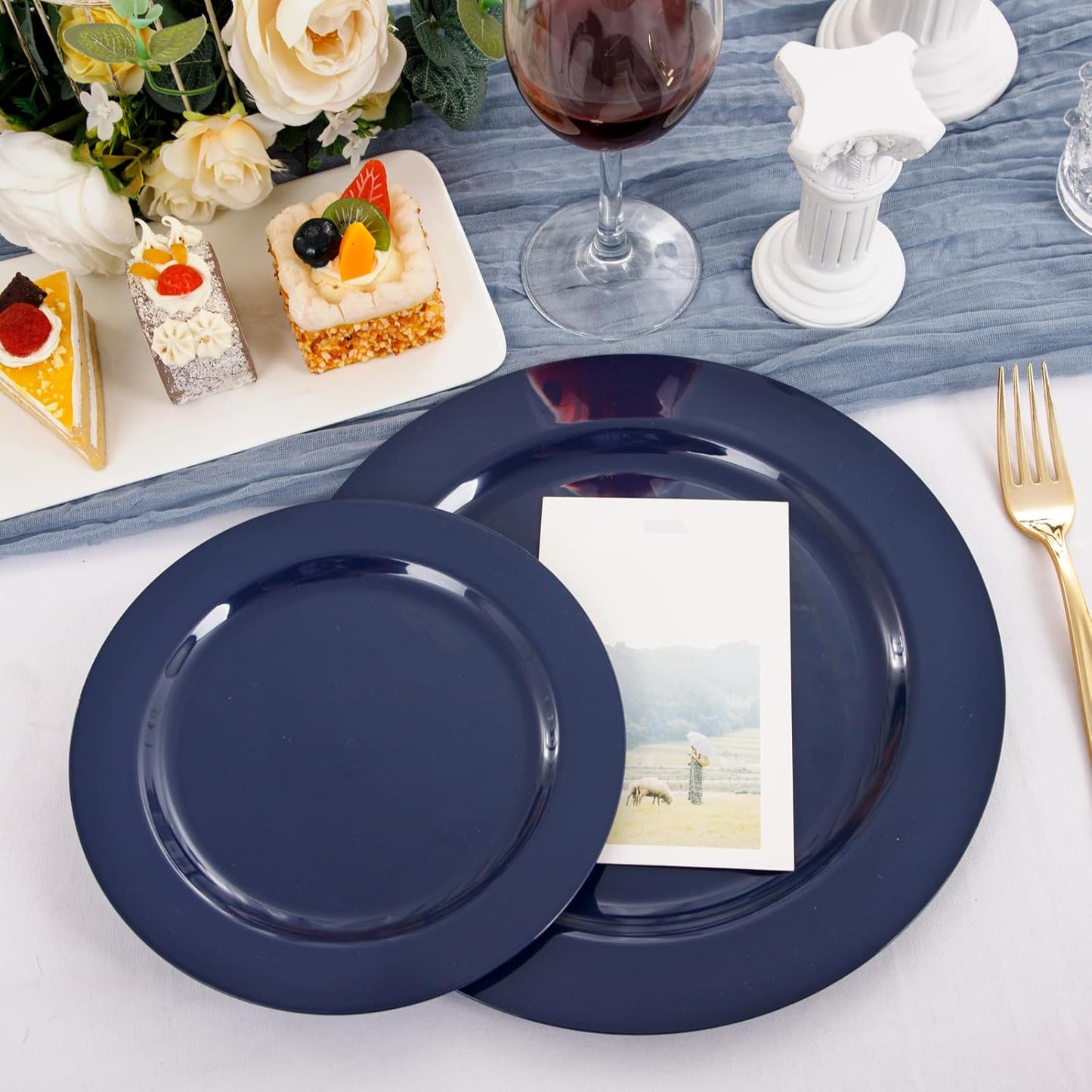 FLOWERCAT 100PCS Blue Plastic Plates - Heavy Duty Blue Disposable Plates for Possover Party/Wedding/Hanukkah - Include 50PCS 10.25inch Dinner and 50PCS 7.5inch Dessert/Salad Plates for 50 Guests