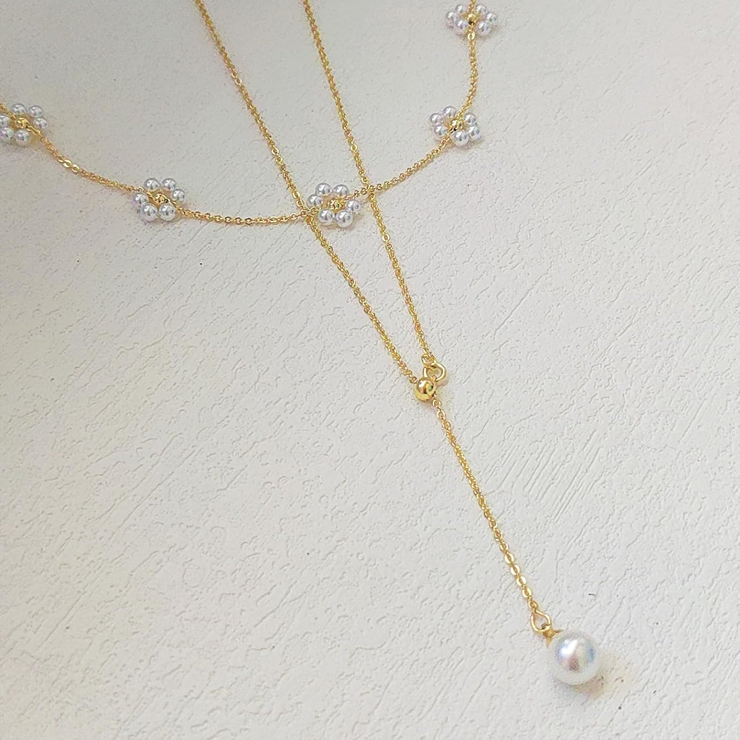 OGD Gold Pearl Necklaces Set for Women 14K Gold Plated Dainty Layered Pearl Cute Daisy Pearl Choker Gold Necklace Gifts for Women Gold Trendy Jewelry Gifts