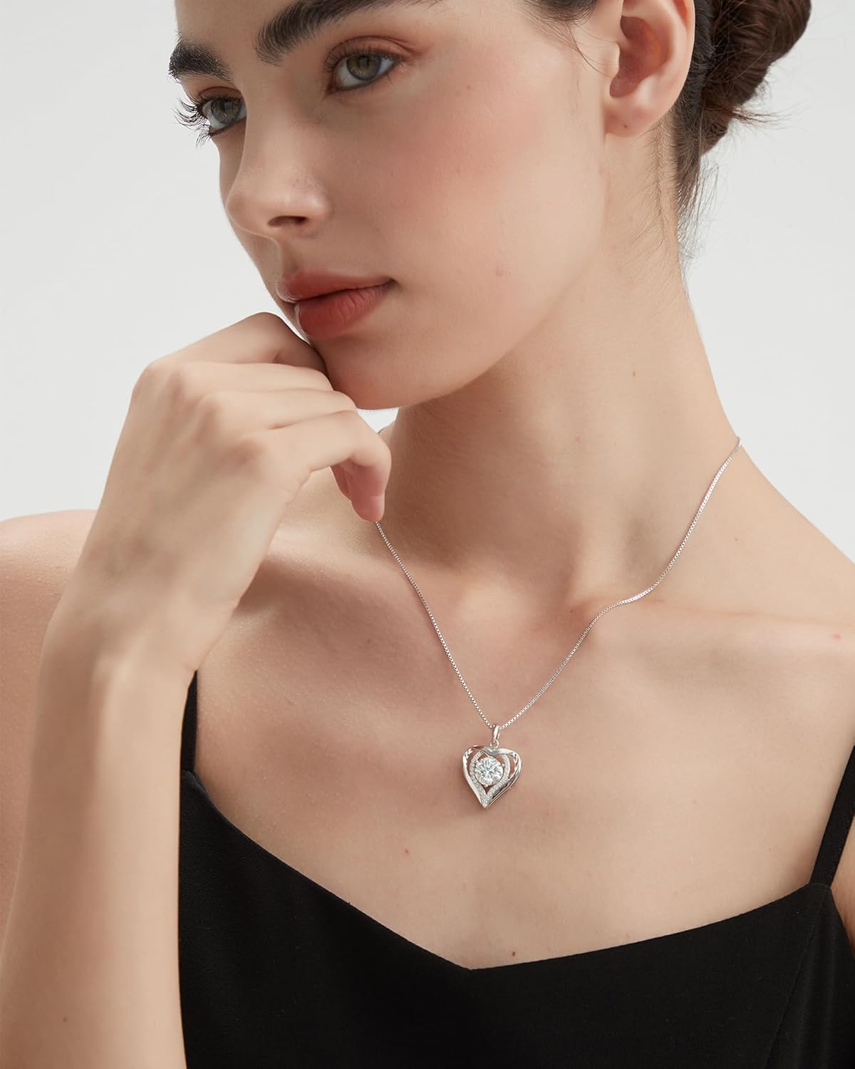 Moissanite Necklace for Women, 1-3 Carat Heart Necklace Engraved with 'I LOVE YOU' Gift for Wife, Anniversary Birthday Christmas Valentine Engagements Mothers Day Jewelry for Wife Her Girlfriend Mom Daughter