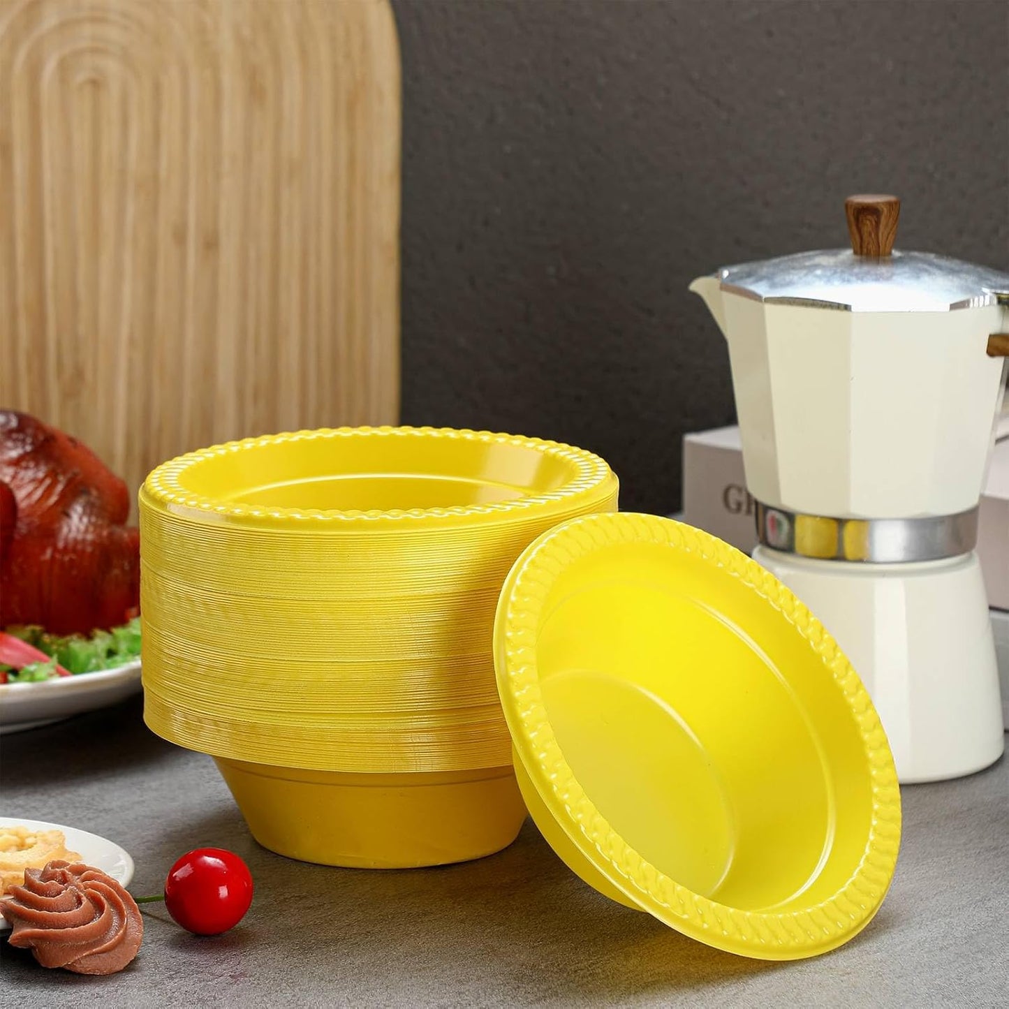 Lallisa 100 Pcs 12oz Yellow Disposable Plastic Bowls Dessert Cups Ice Cream Snack Salad Soup Food Serving Bowls for Party Favor Picnic