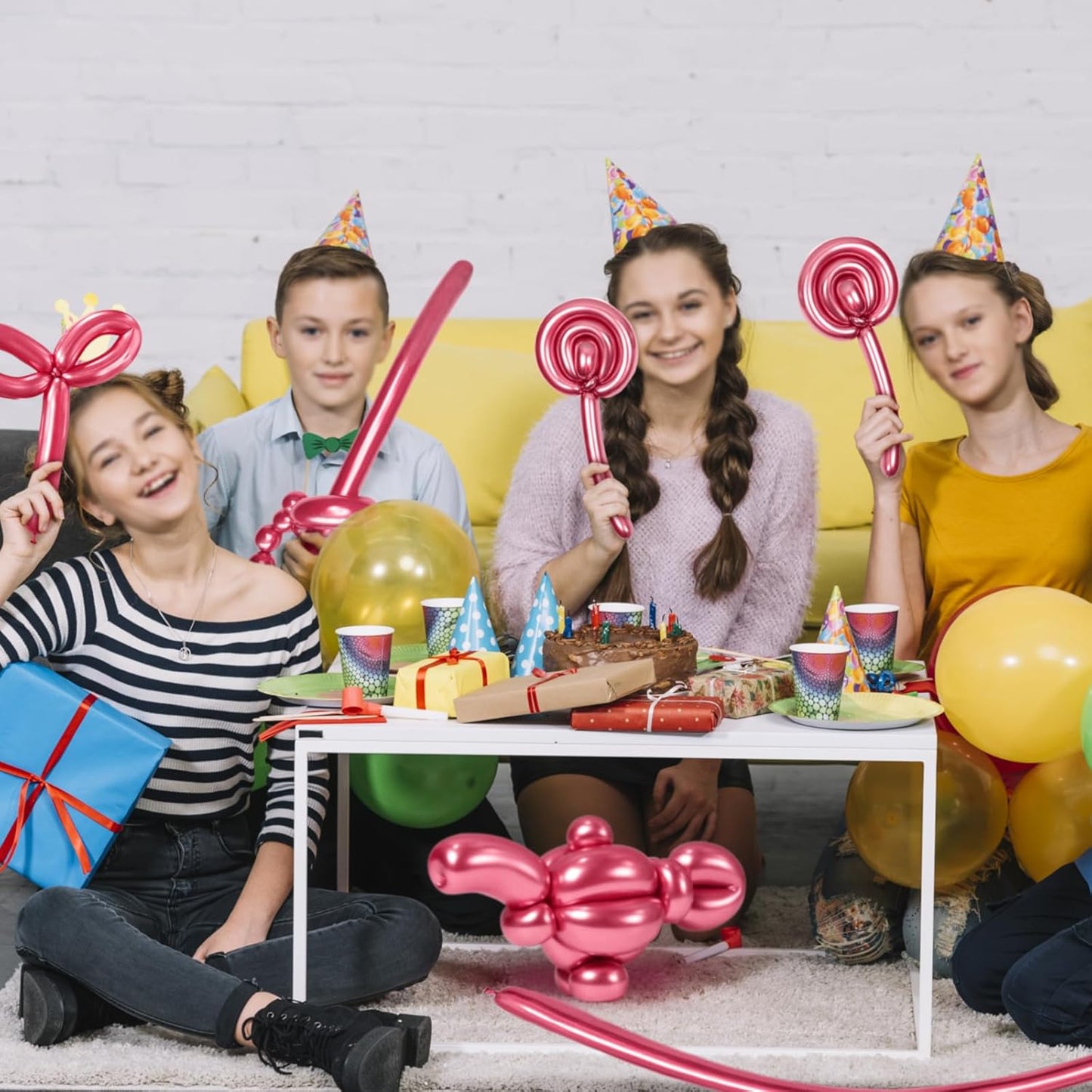 100Pcs Metallic 260 Balloons, Red Chrome Long Balloon for Animals, 260 Art Ballon for Twisting, Skinny Modeling Supplies for Birthday Party Wedding Festival Decorations. Metallic Red