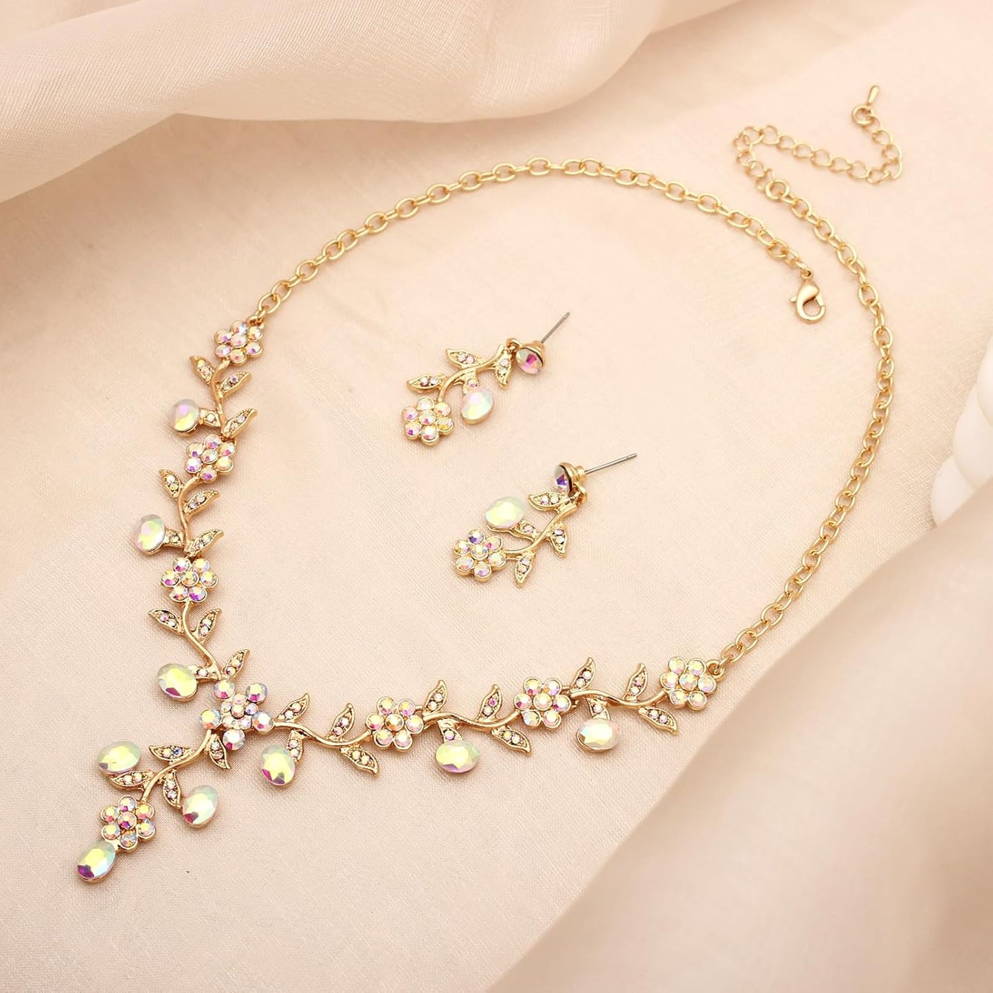 SFE Elegant Austrian Crystal Bridal Bridesmaid Wedding Jewelry Flower Leaf Necklace Dangle Earrings Link Bracelet Jewelry Set for Women