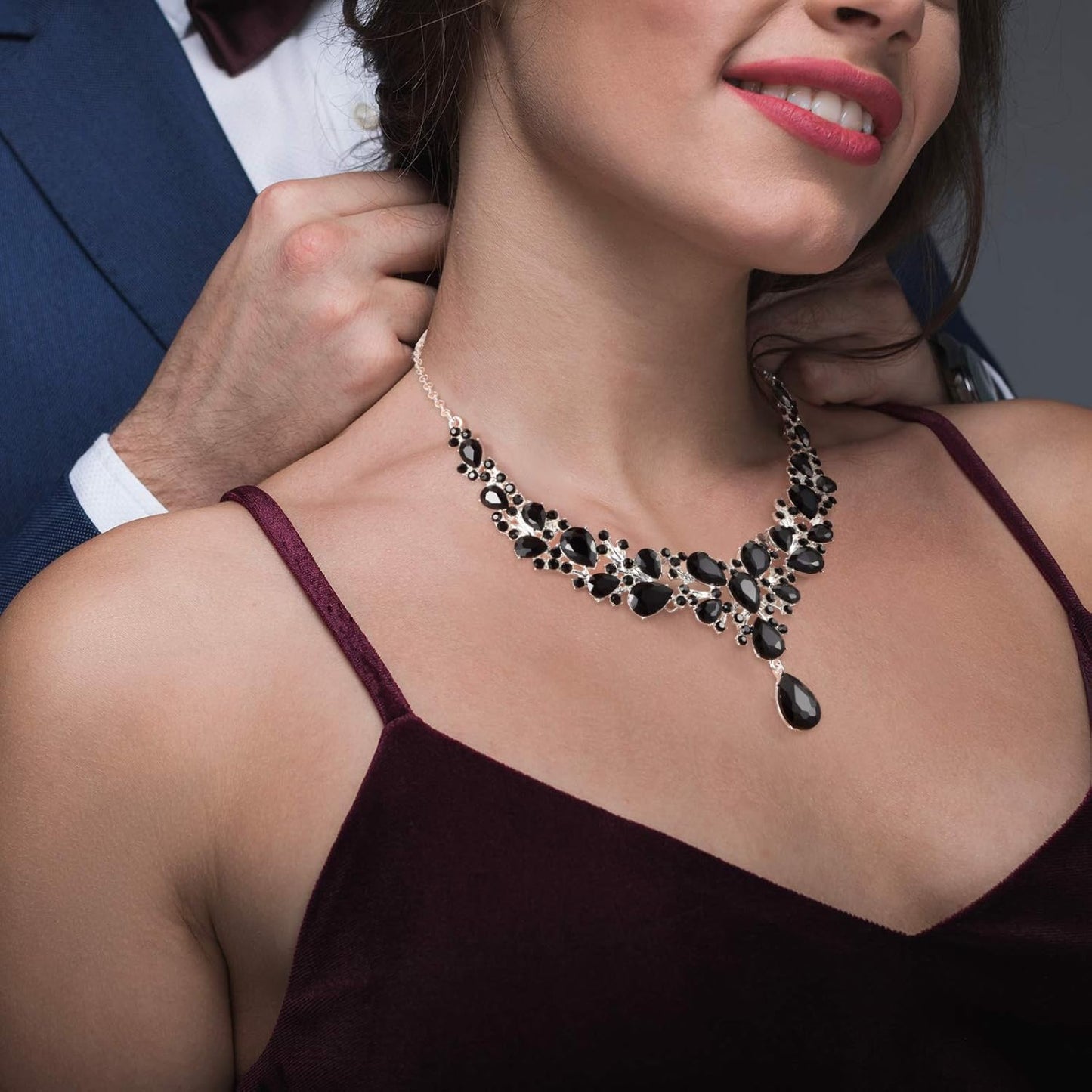 Hicarer Bridal Teardrop Cluster Crystal Jewelry Set for Women Necklace Earrings Wedding