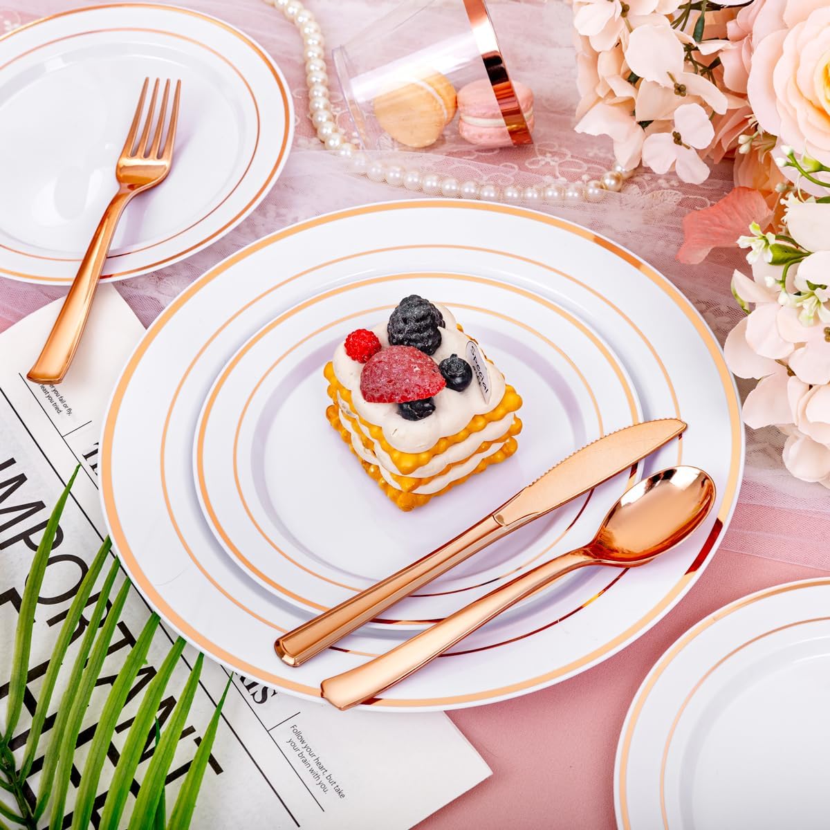 DaYammi 210PCS Rose Gold Plastic Dinnerware Set for 30 Guests, Valentine's Day Plates for Party, Include: 30 Dinner Plates, 30 Dessert Platos, 30 Pre Rolled Napkins with Rose Gold Silverware, 30 Cups
