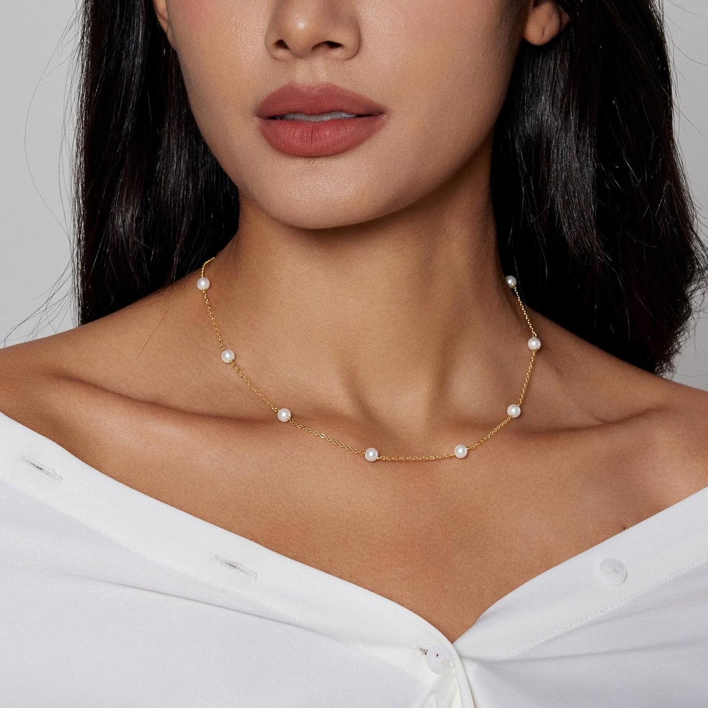 OGD Gold Pearl Necklaces Set for Women 14K Gold Plated Dainty Layered Pearl Cute Daisy Pearl Choker Gold Necklace Gifts for Women Gold Trendy Jewelry Gifts