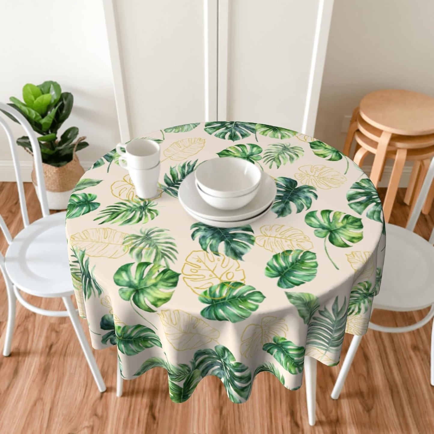 Giwawa Summer Tropical Leaf Tablecloth Round Hawaiian Monstera Palm Tree Leaves Table Cover Polyester Circle Washable Table Cloth 60in for Dining Kitchen Party Indoor Outdoor Decor