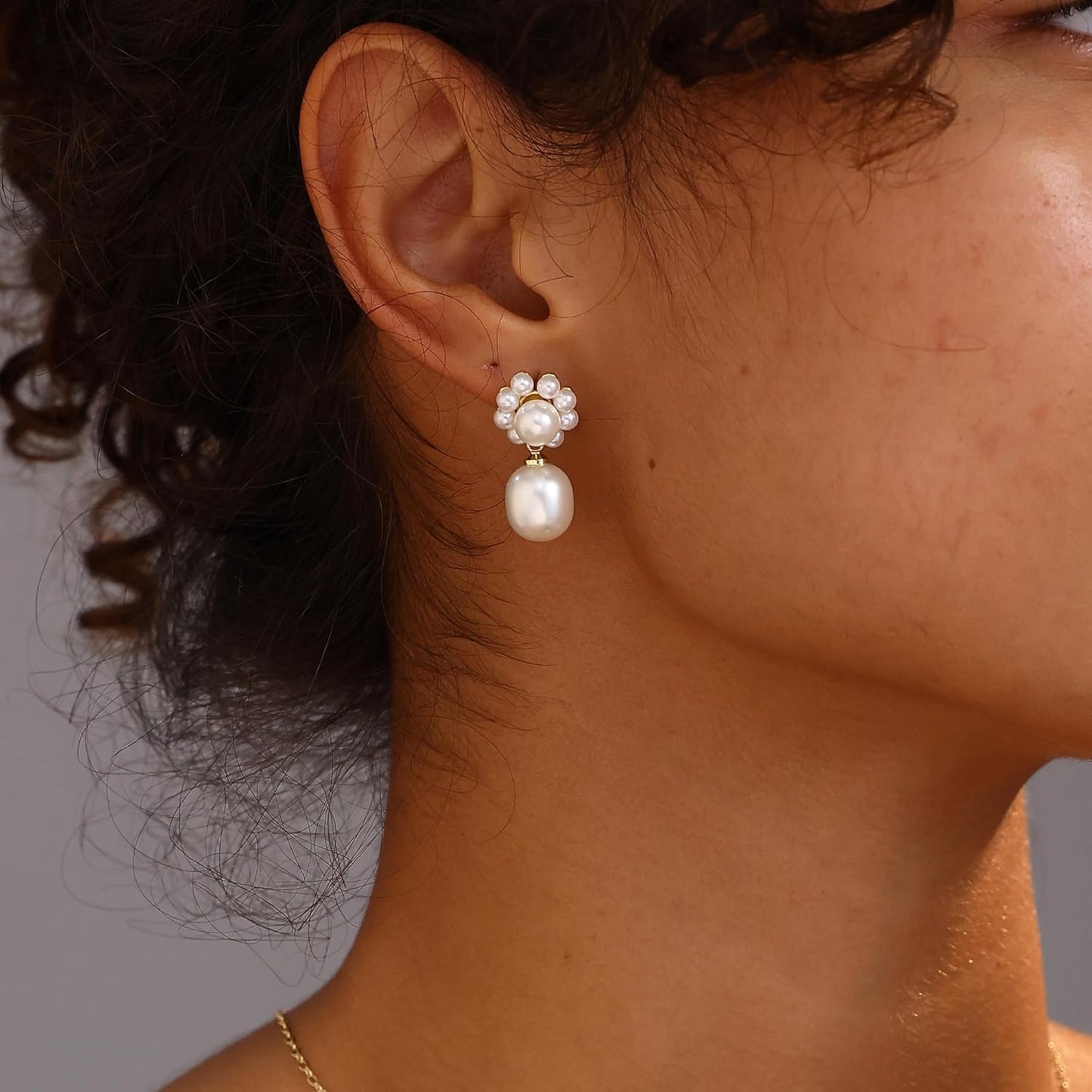 SELSHE Dangle Earrings for Women, 14k Gold Plated Pearl Drop Earring Dainty Gold Earrings for Women Trendy Cute Prom Bridal Earring Long Wedding Pearl Earring Formal Jewelry