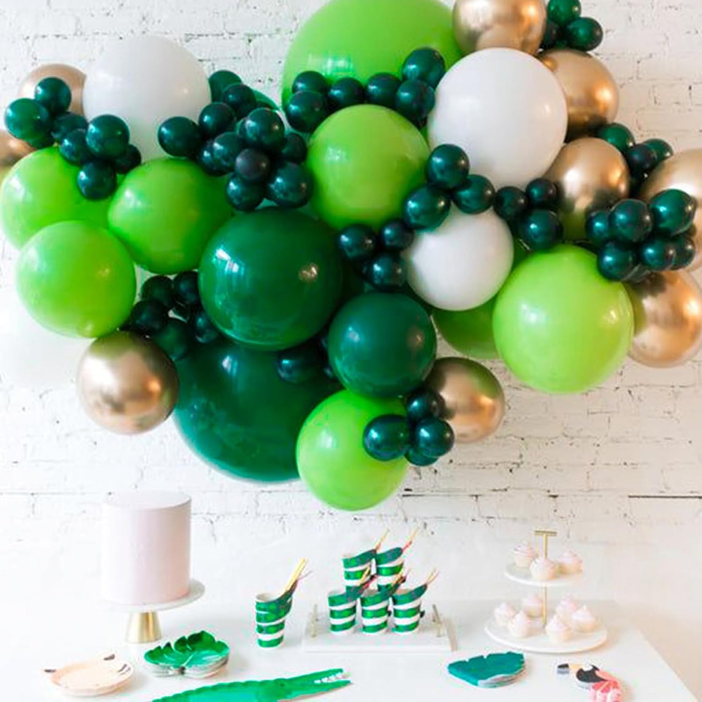 PartyWoo Dark Green Balloons 140pcs Different Sizes of 18 12 10 5 Inch Emerald Hunter Forest Green Balloon Arch Kit for Birthday Christmas Graduation Dinosaur Jungle Theme Party Decorations Green-Y56