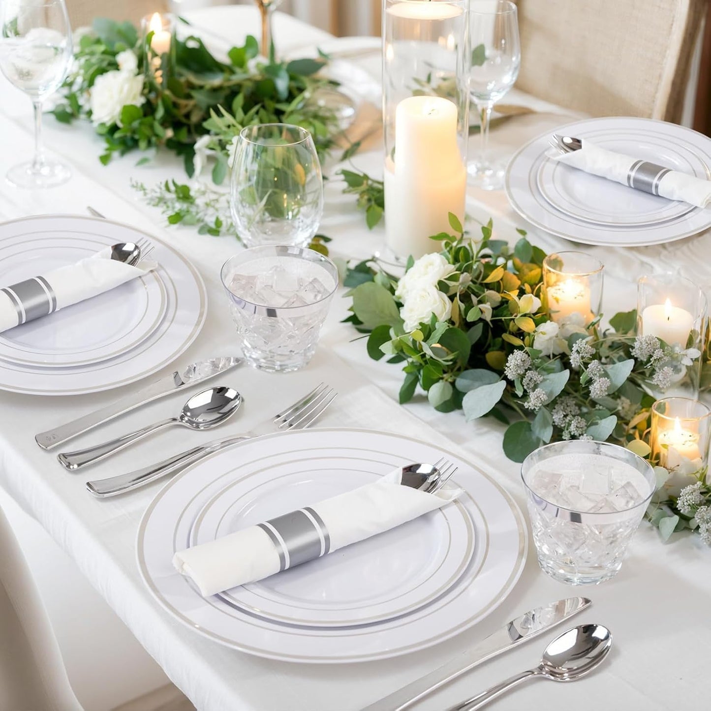 WELLIFE 700 Pcs Silver Plastic Plates for 100 Guests - Party Supplies Includes 200 Plastic Plates,300 Silver Silverware,100 Napkins,100 Cups for Party,Disposable Dinnerware Set