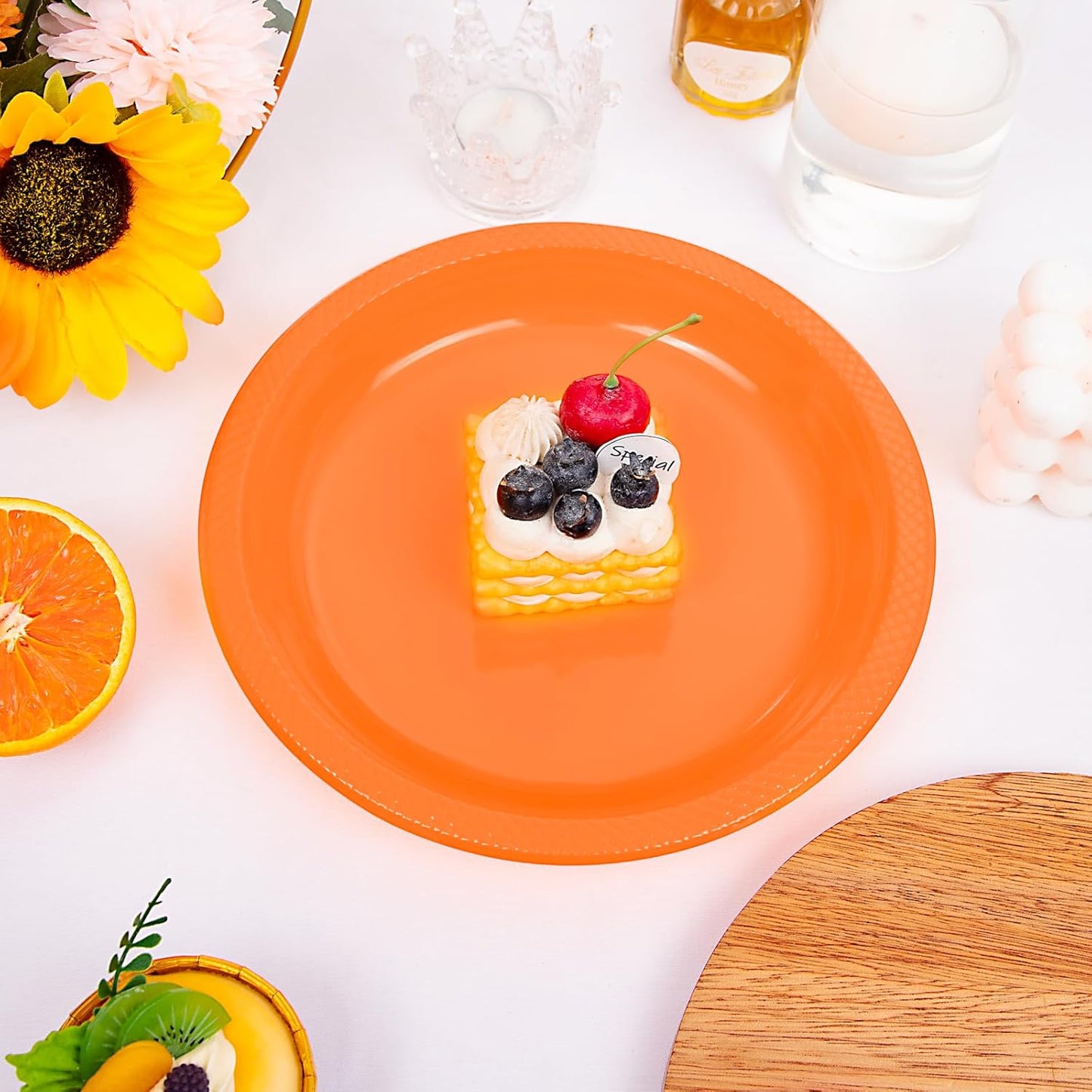 WELLIFE Orange Party Plates 7 Inch -150 Count, Disposable Plastic Dessert Plates for Party Easter Thanksgiving Halloween Cake Appetizers Salad Picnic BBQ