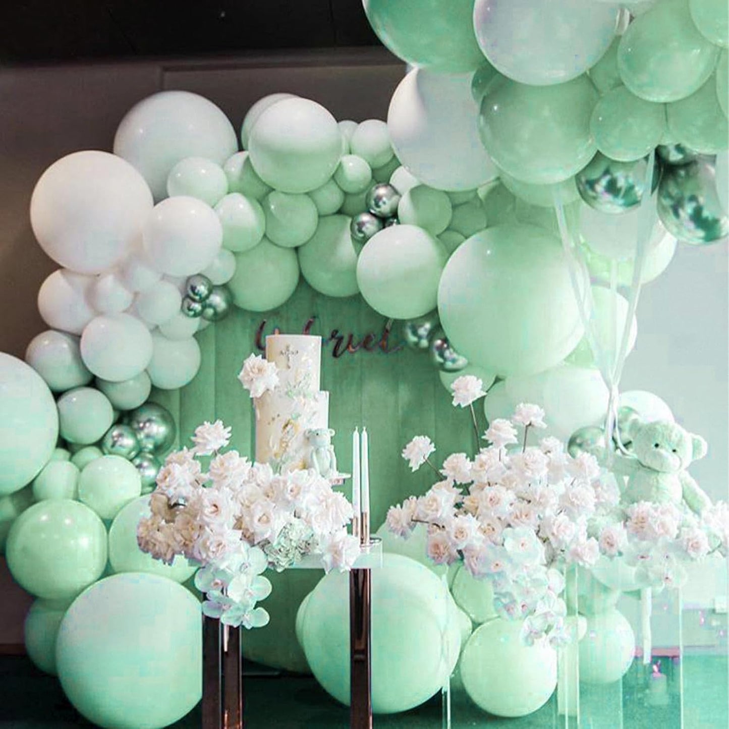PartyWoo Mint Green Balloons 50 pcs 12 Inch Pastel Light Green Latex Helium Balloons for Birthday Baby Shower Gender Reveal Wedding Anniversary Graduation Party Decorations Green-Q06