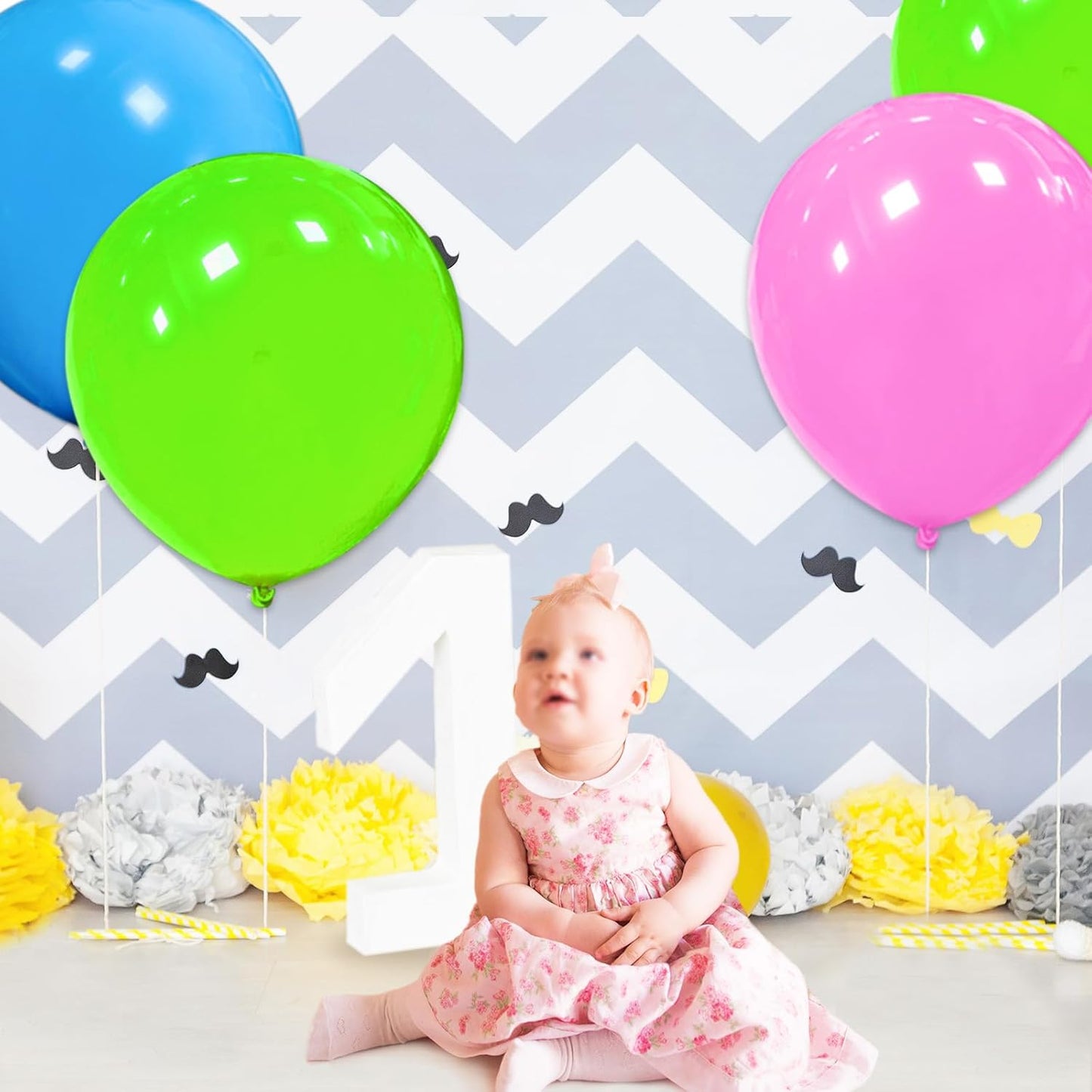 32Pcs Light Green Big Balloons 18 Inch, Green Round Large Latex Party Balloons for Birthday Wedding Decorations.