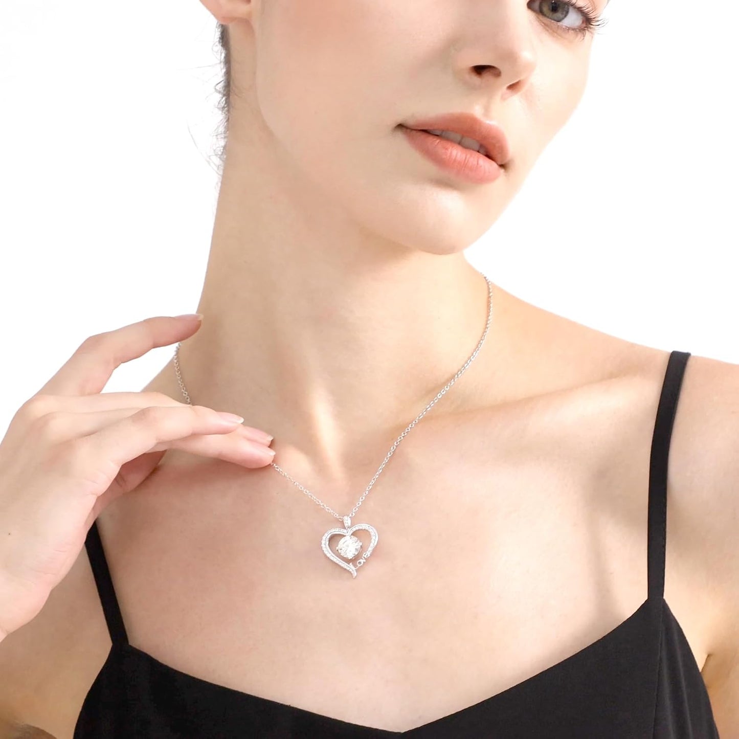 Moissanite Heart Necklaces for Women, Gifts for Wife, 1-3 Carat Moissanite 925 Sterling Silver Love Jewelry, Birthday Wedding Anniversary Christmas Engagements Gifts for Wife Women Her Girlfriend Mom