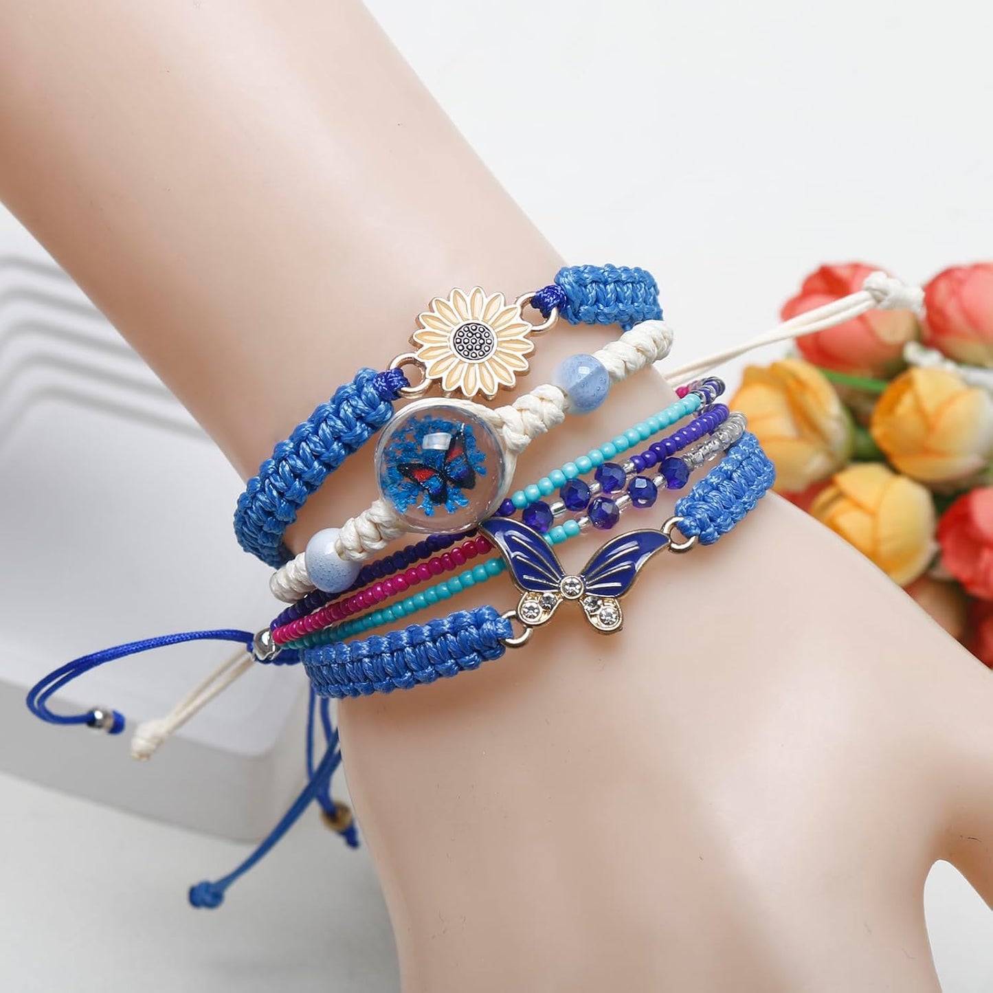 DS 4PCS String beads Charm Bracelets for Teen Girls Dainty cute cartoon Butterfly Daisy Eternal flower Beads Bracelets set for woman and girls Adjustable Stretch bracelet birthday Gift For Friends