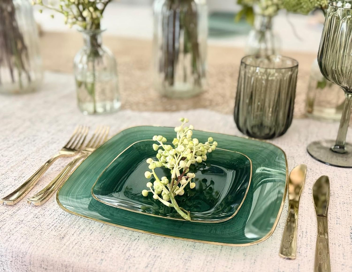 " OCCASIONS " 50 Plates Pack (25 Guests)-Wedding Party Disposable Plastic Plate Set -25 x 10'' Dinner + 25 x 7'' Salad & Dessert plates (Belize Square in Green & Gold)