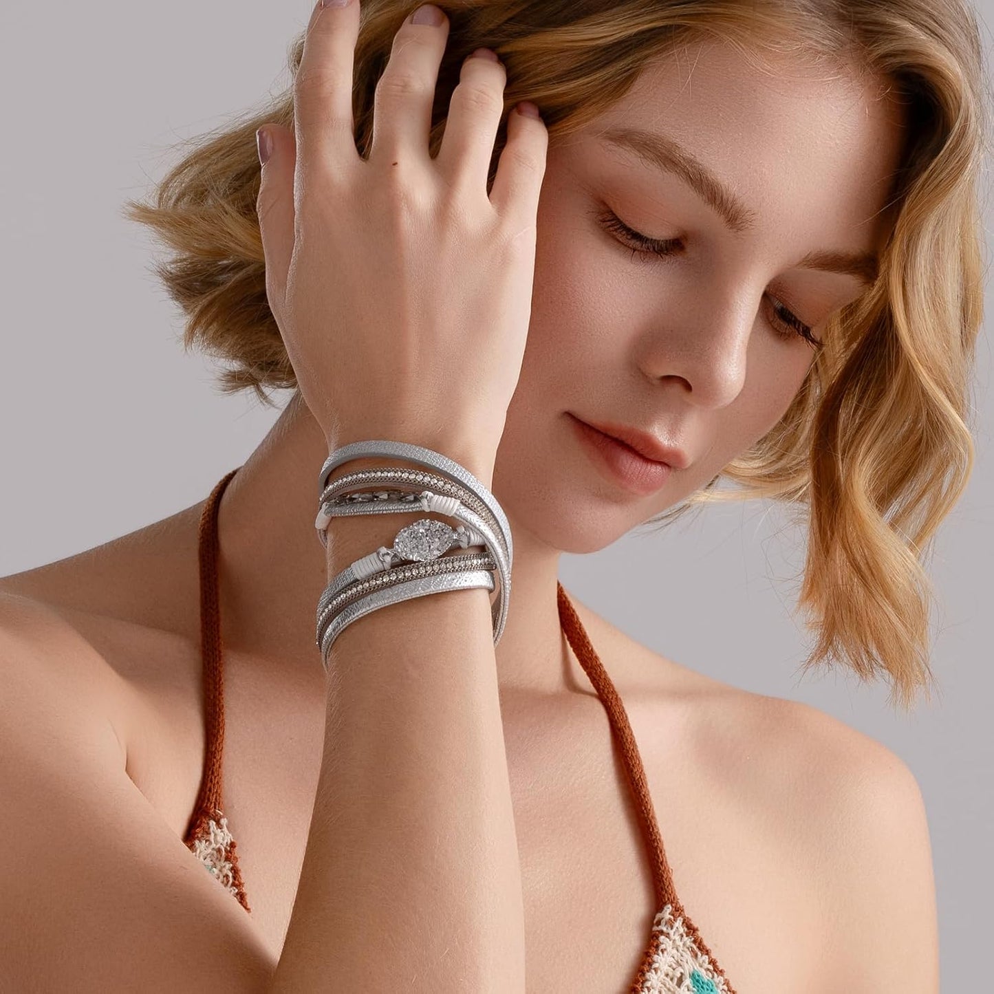 FANCY SHINY Leather Wrap Bracelet Boho Cuff Bangle Bracelets Crystal Bead Bracelet with Magnetic Clasp Jewelry Gifts for Women