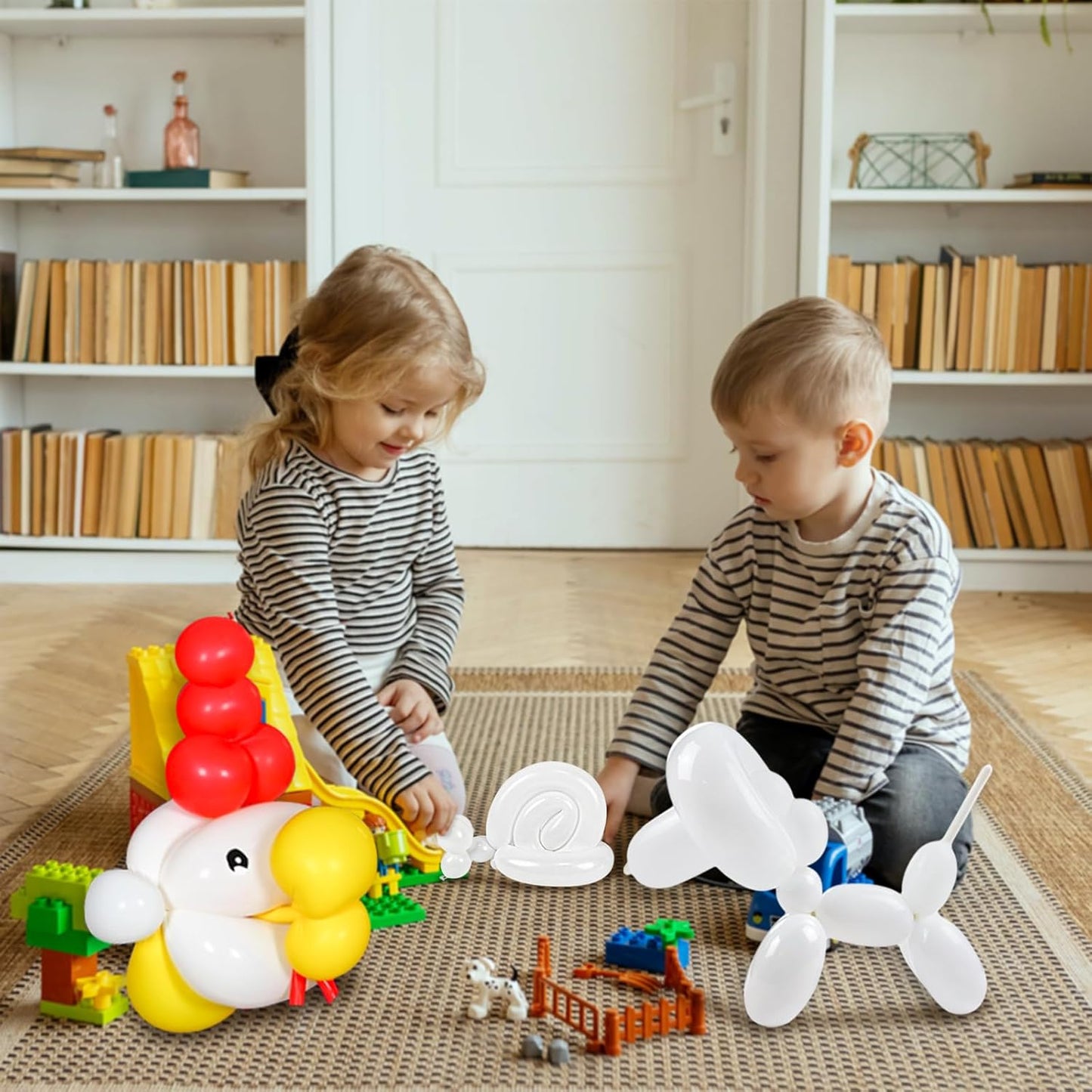 100Pcs White 260 Balloons, Skinny Long Balloon for Tying Balloon Arch Twisting Ballon Animal Balloons Birthday Party Wedding Festival Decorations.