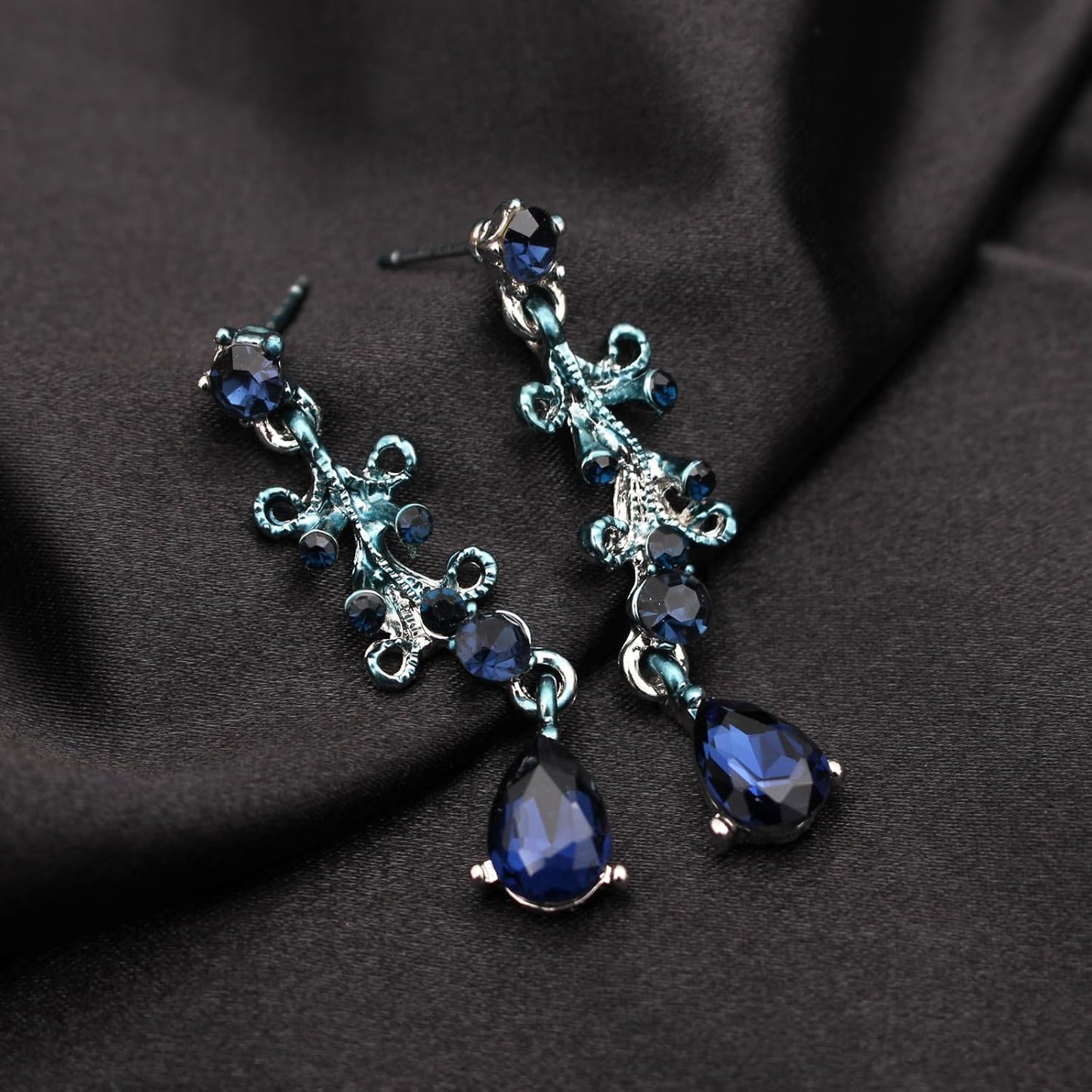 3Pcs Austrian Crystal Jewelry Set for Women, Necklace Dangle Earrings Link Bracelet Jewelry Set with Gold/Platinum/Gun Plated, Wedding Party Jewelry for Bridal Bridesmaid